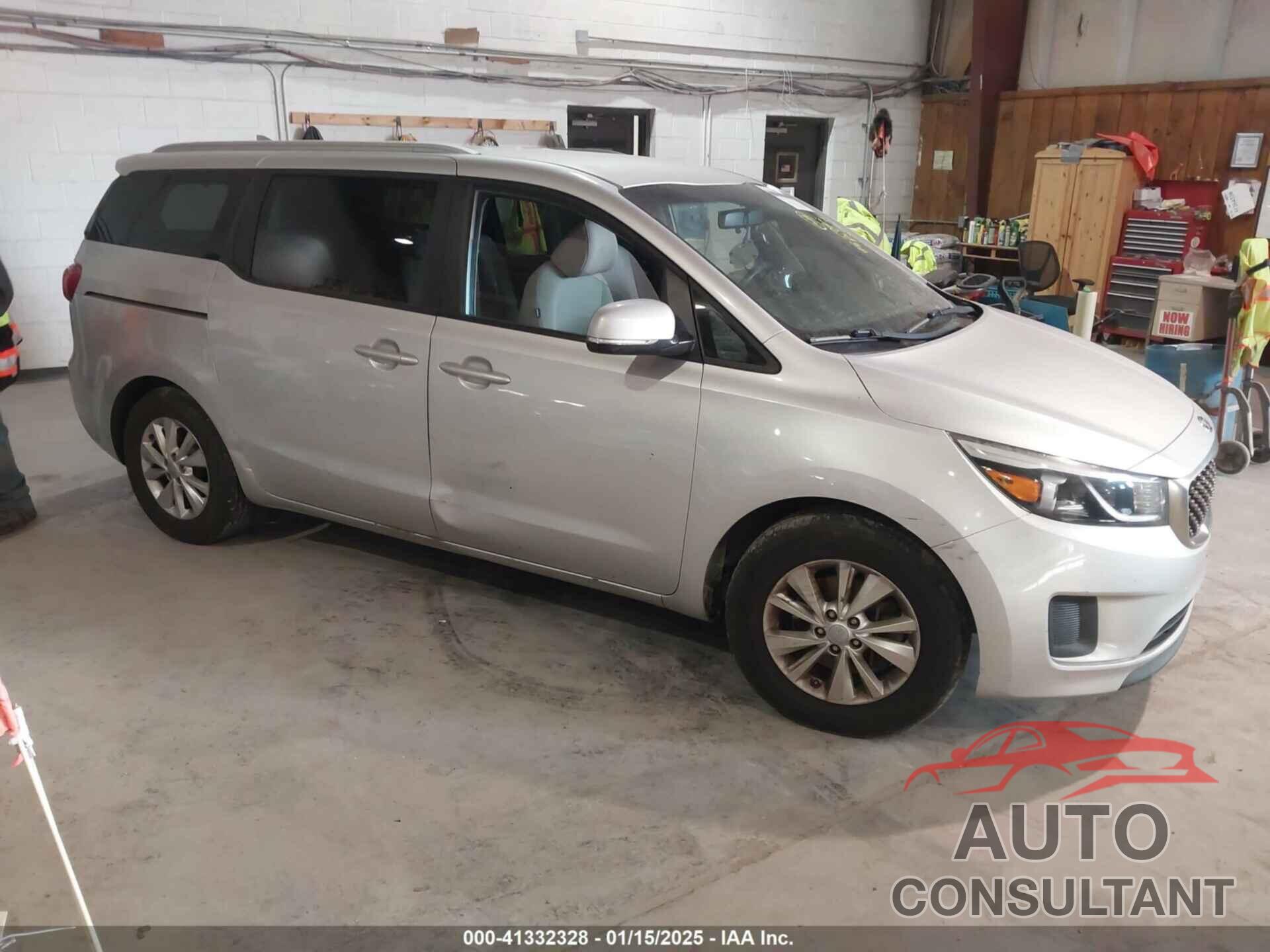 KIA SEDONA 2015 - KNDMB5C13F6018852