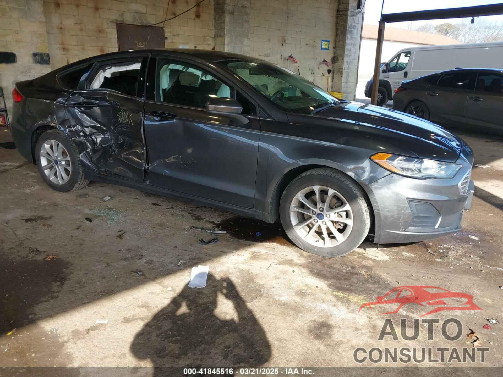 FORD FUSION 2019 - 3FA6P0HD5KR244720