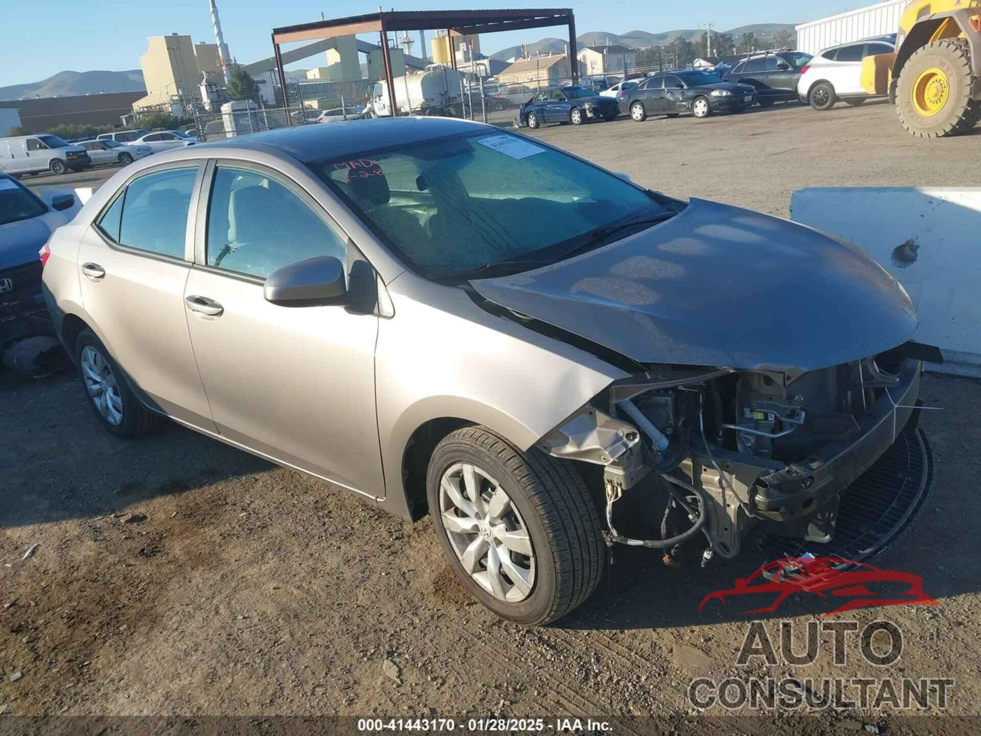 TOYOTA COROLLA 2015 - 5YFBURHE6FP325915