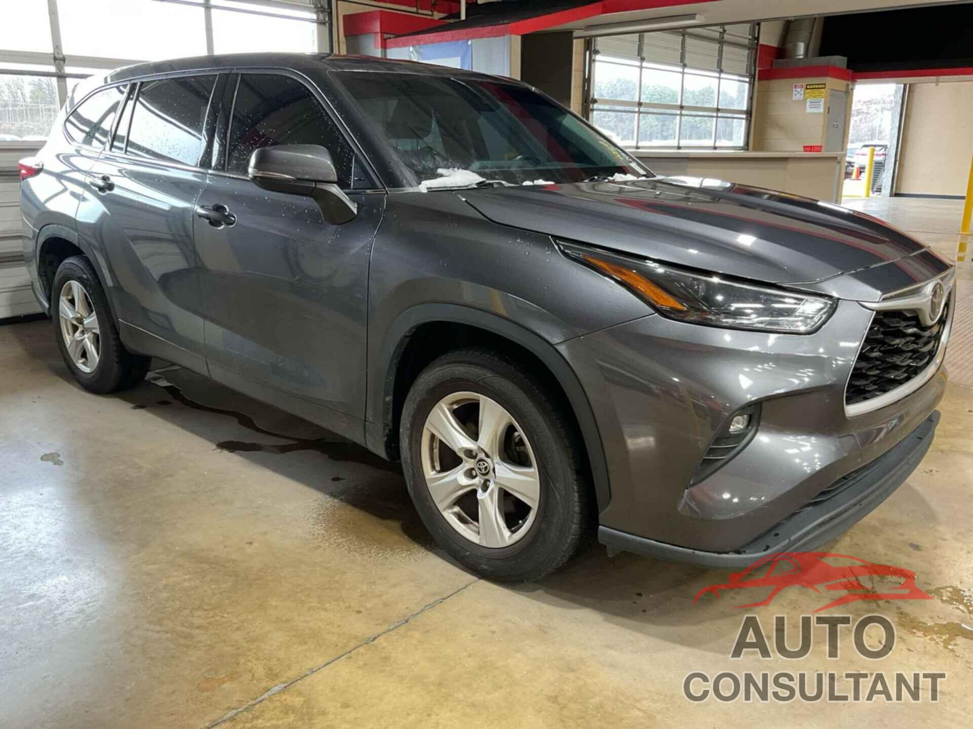 TOYOTA HIGHLANDER 2022 - 5TDZZRAH6NS559580