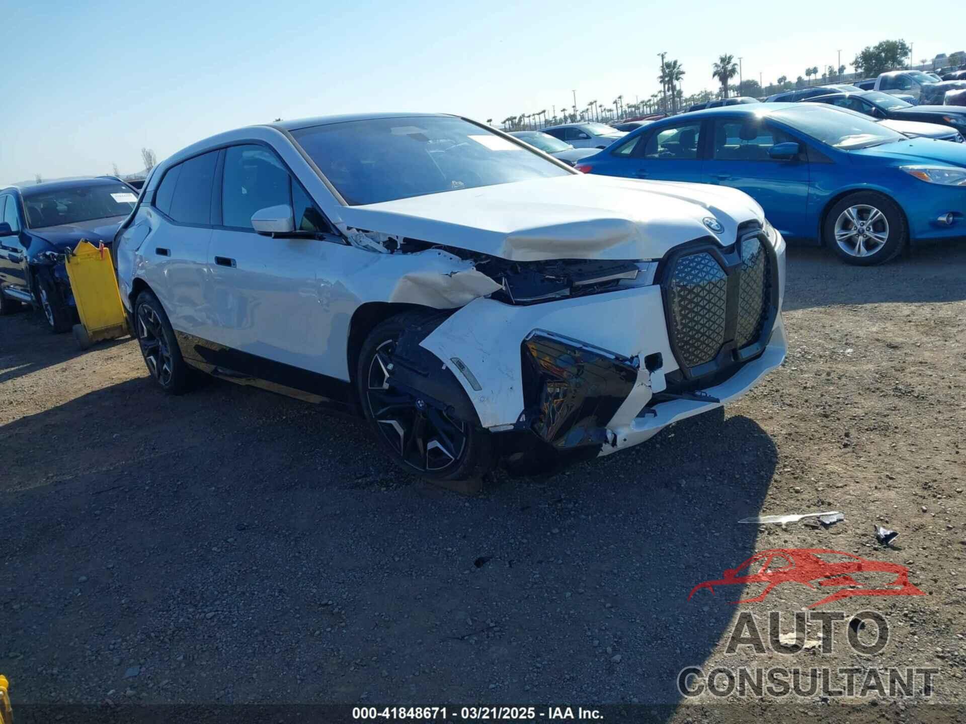 BMW IX 2024 - WB523CF04RCR56100