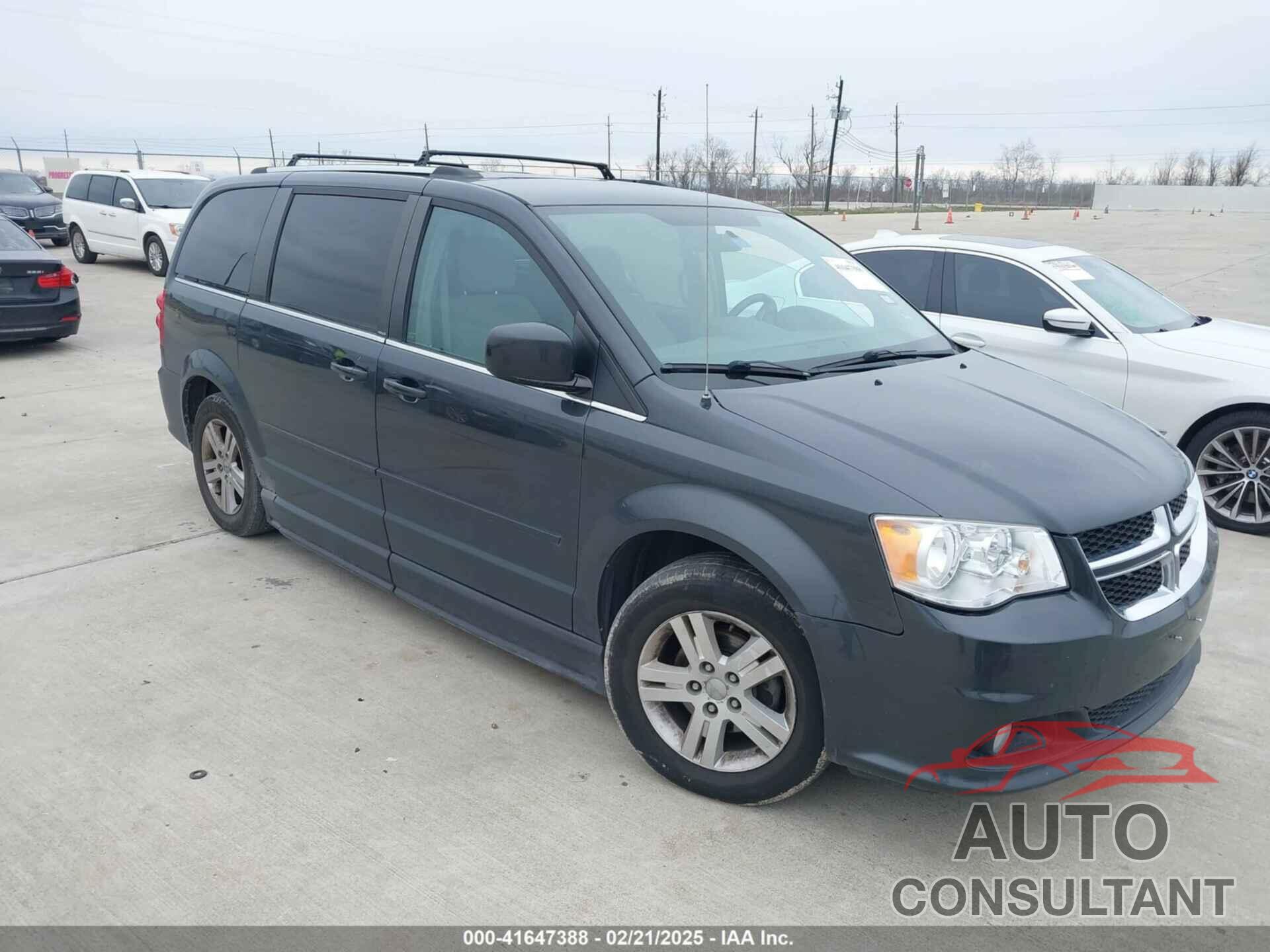 DODGE GRAND CARAVAN 2011 - 2D4RN5DG8BR628929