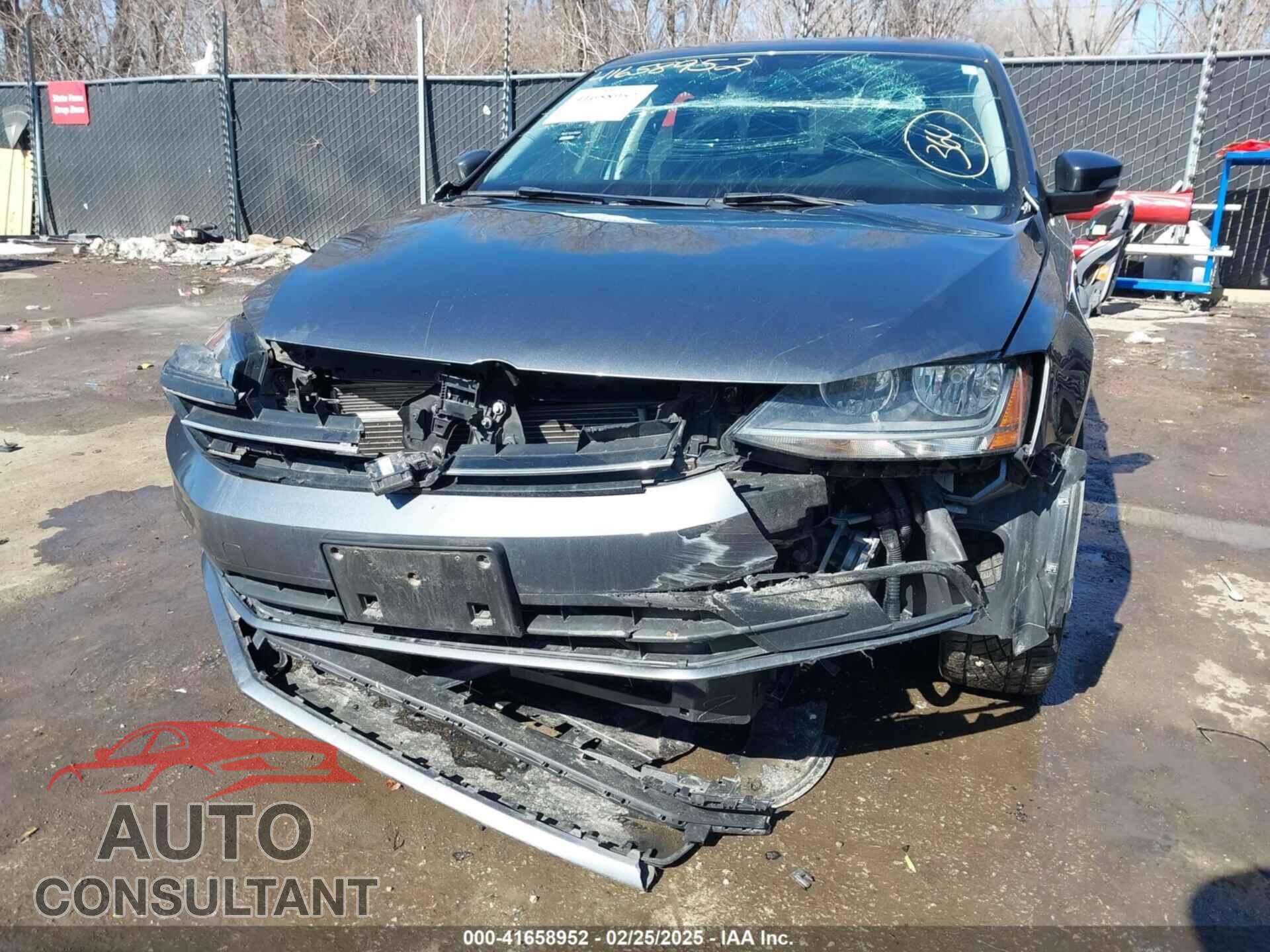 VOLKSWAGEN JETTA 2017 - 3VWL17AJ4HM399110