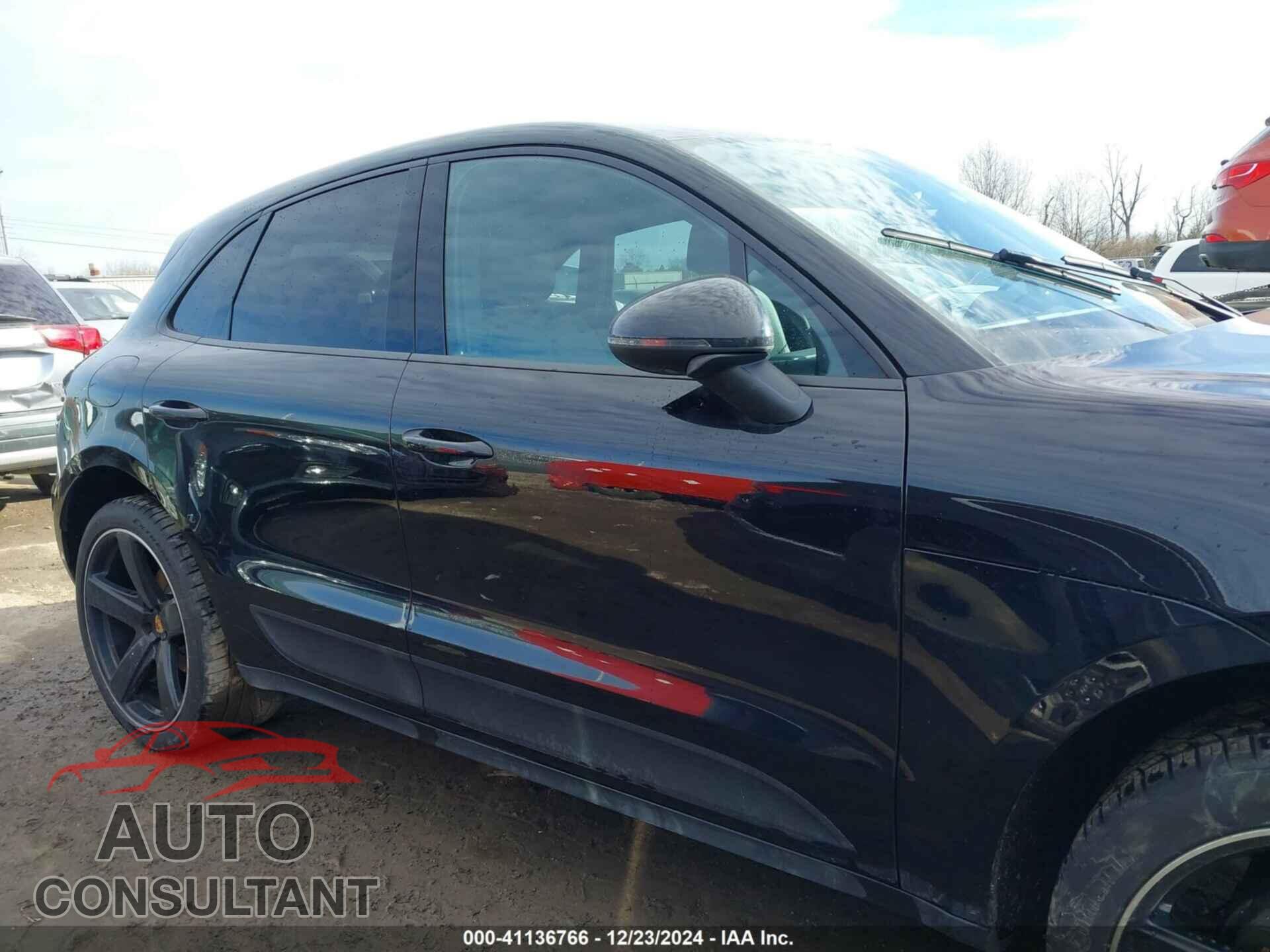 PORSCHE MACAN 2017 - WP1AA2A53HLB03199