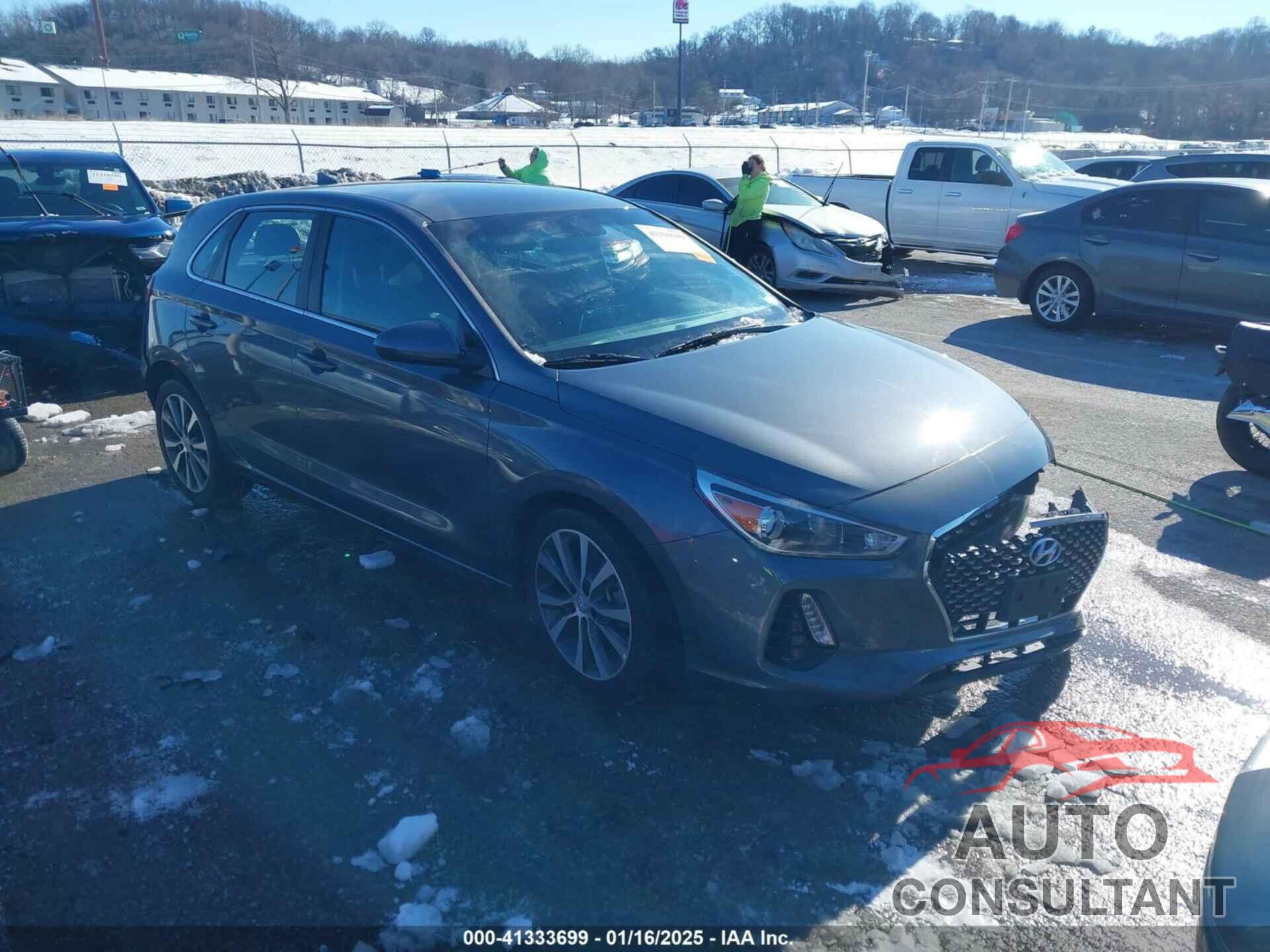 HYUNDAI ELANTRA GT 2019 - KMHH35LE3KU110644