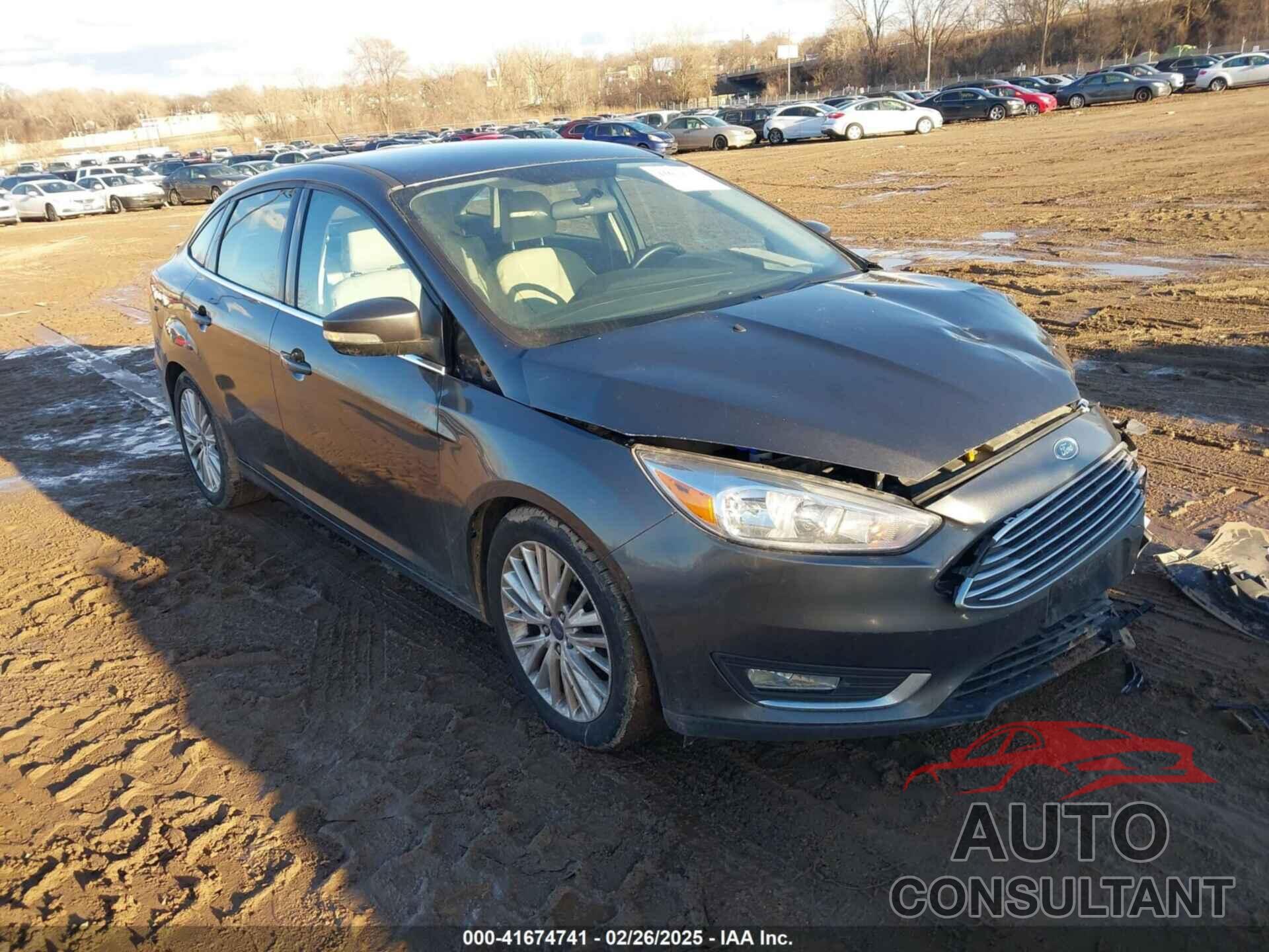 FORD FOCUS 2015 - 1FADP3J28FL348625