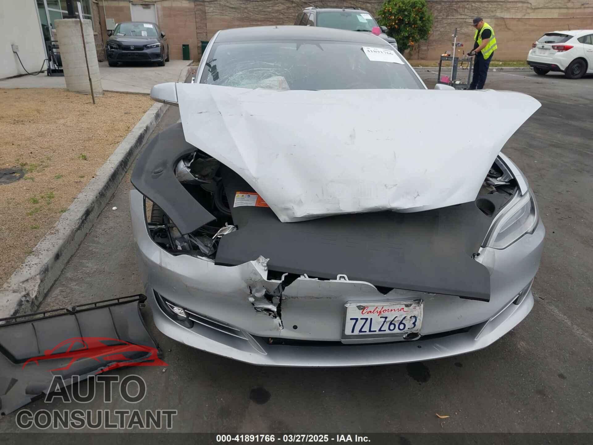 TESLA MODEL S 2017 - 5YJSA1E17HF189627