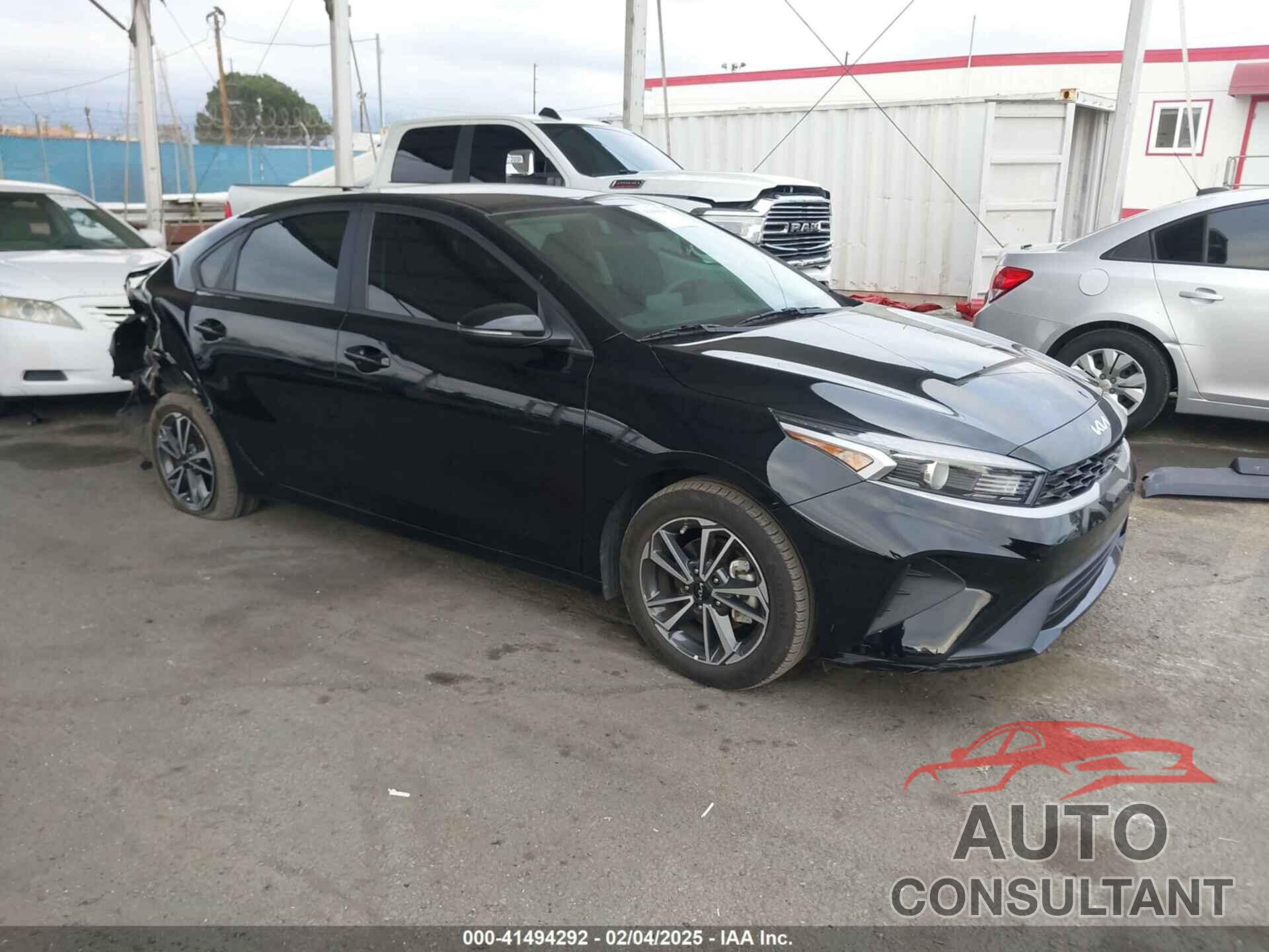 KIA FORTE 2023 - 3KPF24AD5PE646813