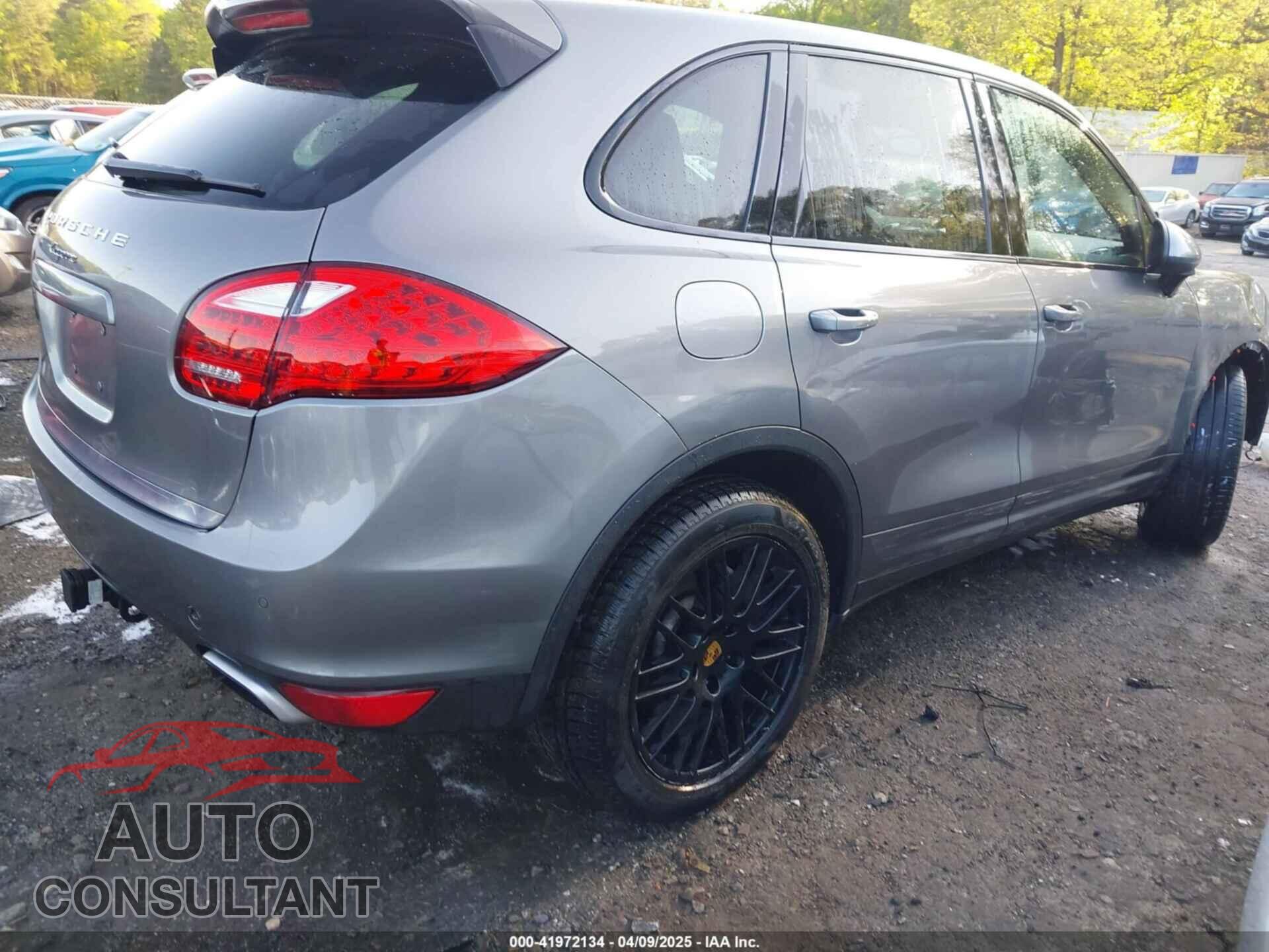 PORSCHE CAYENNE 2013 - WP1AA2A26DLA12573
