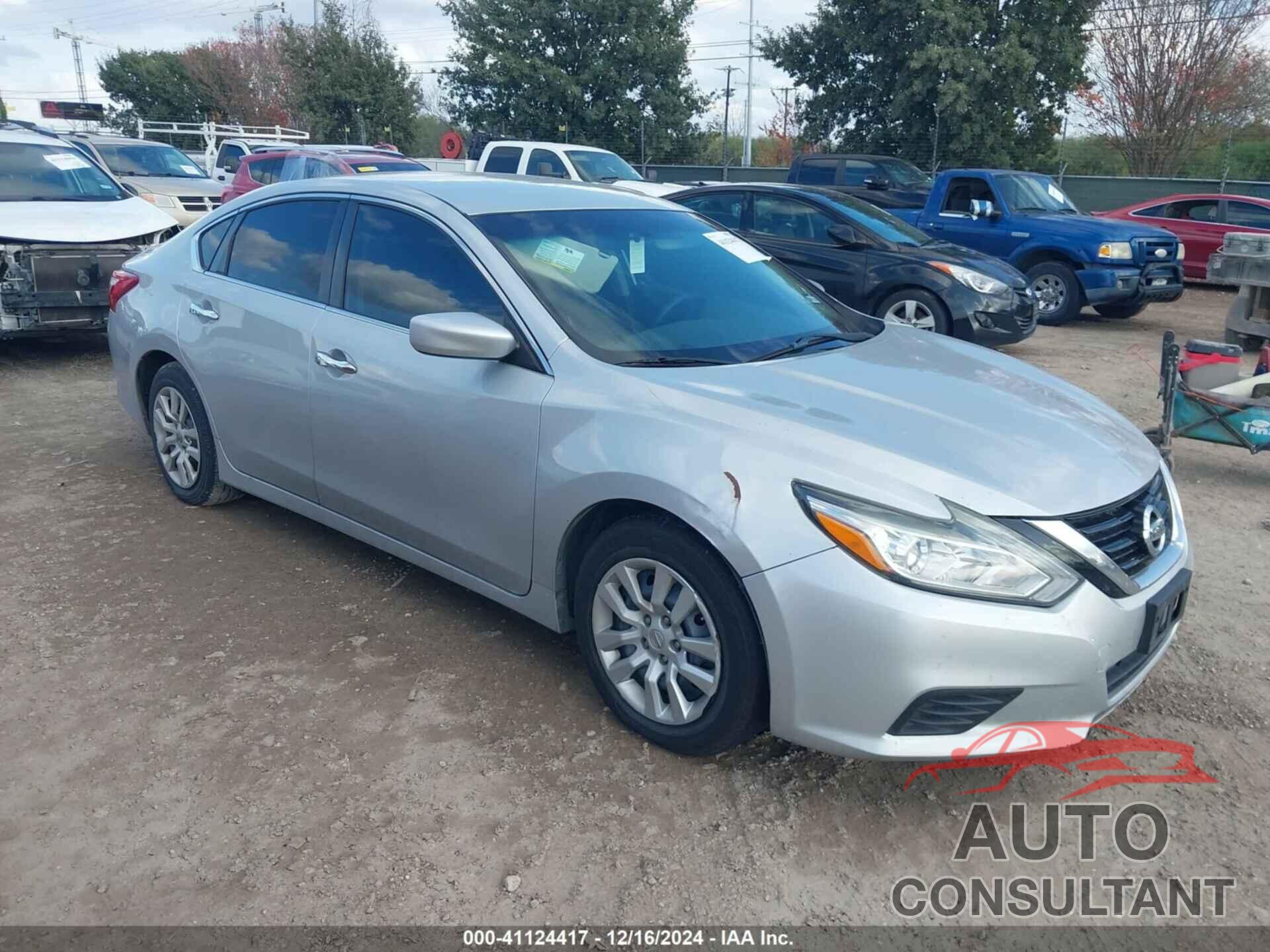 NISSAN ALTIMA 2017 - 1N4AL3AP5HN316393