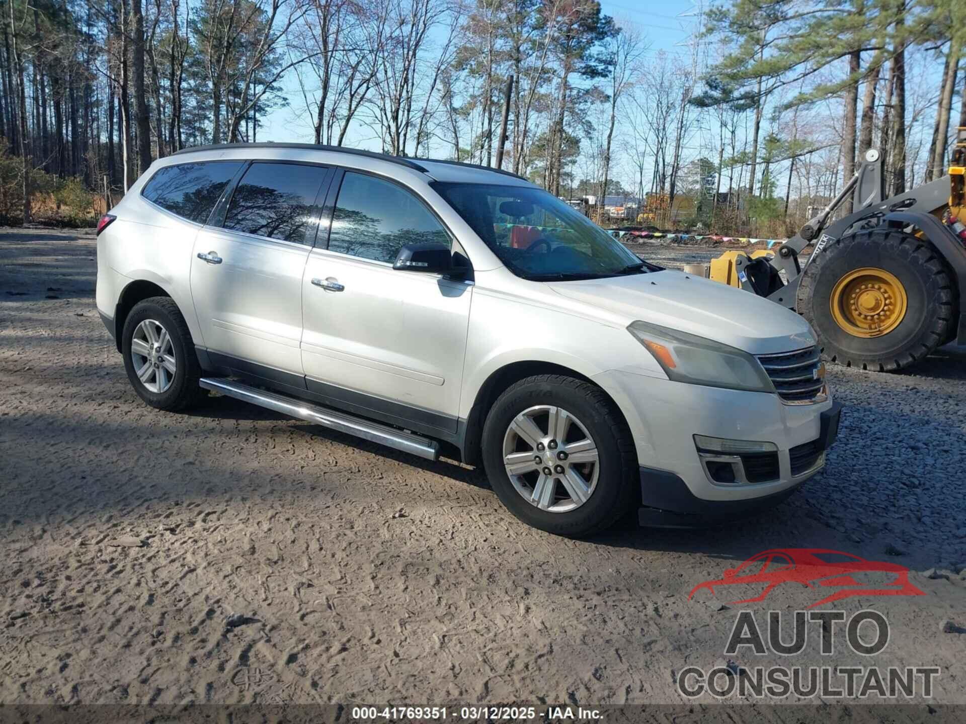 CHEVROLET TRAVERSE 2013 - 1GNKRGKD9DJ110480