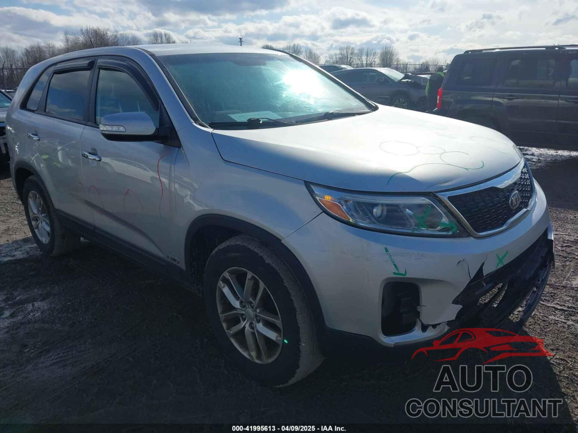 KIA SORENTO 2015 - 5XYKTCA66FG572715
