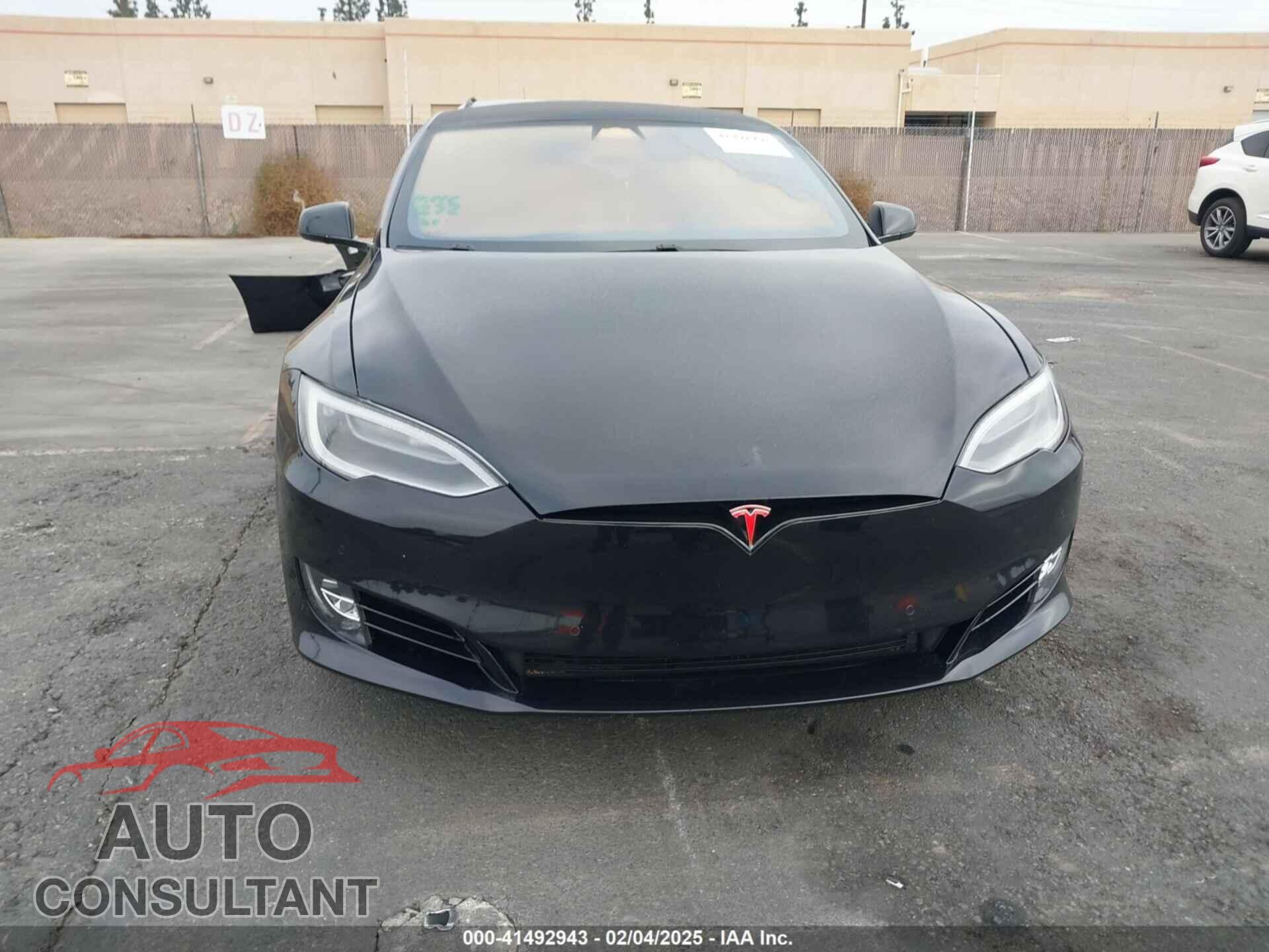 TESLA MODEL S 2017 - 5YJSA1E13HF189897