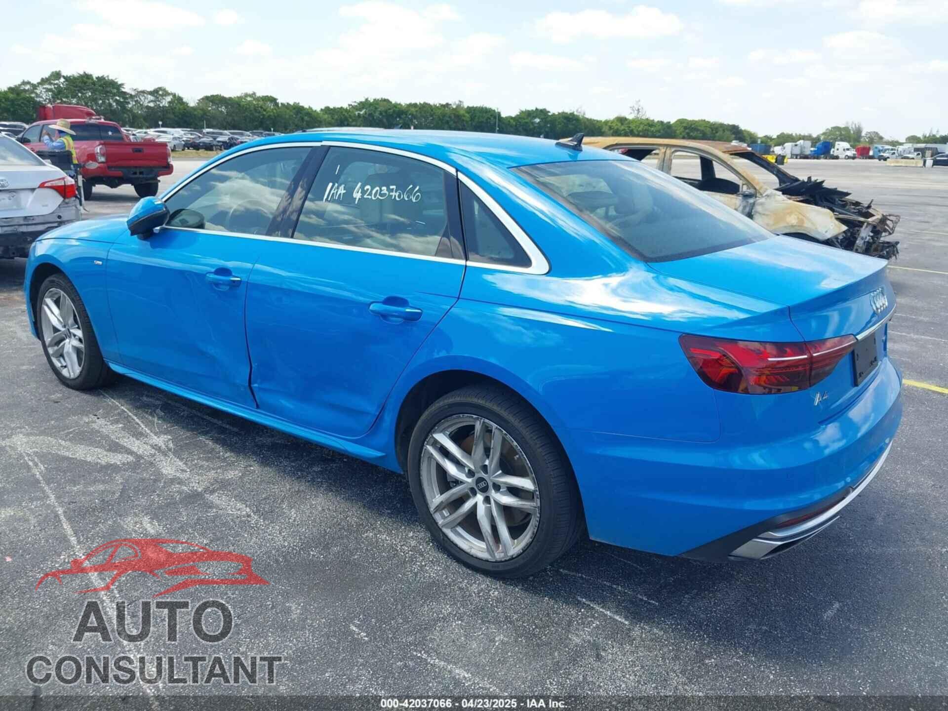 AUDI A4 2021 - WAUDAAF40MA086180
