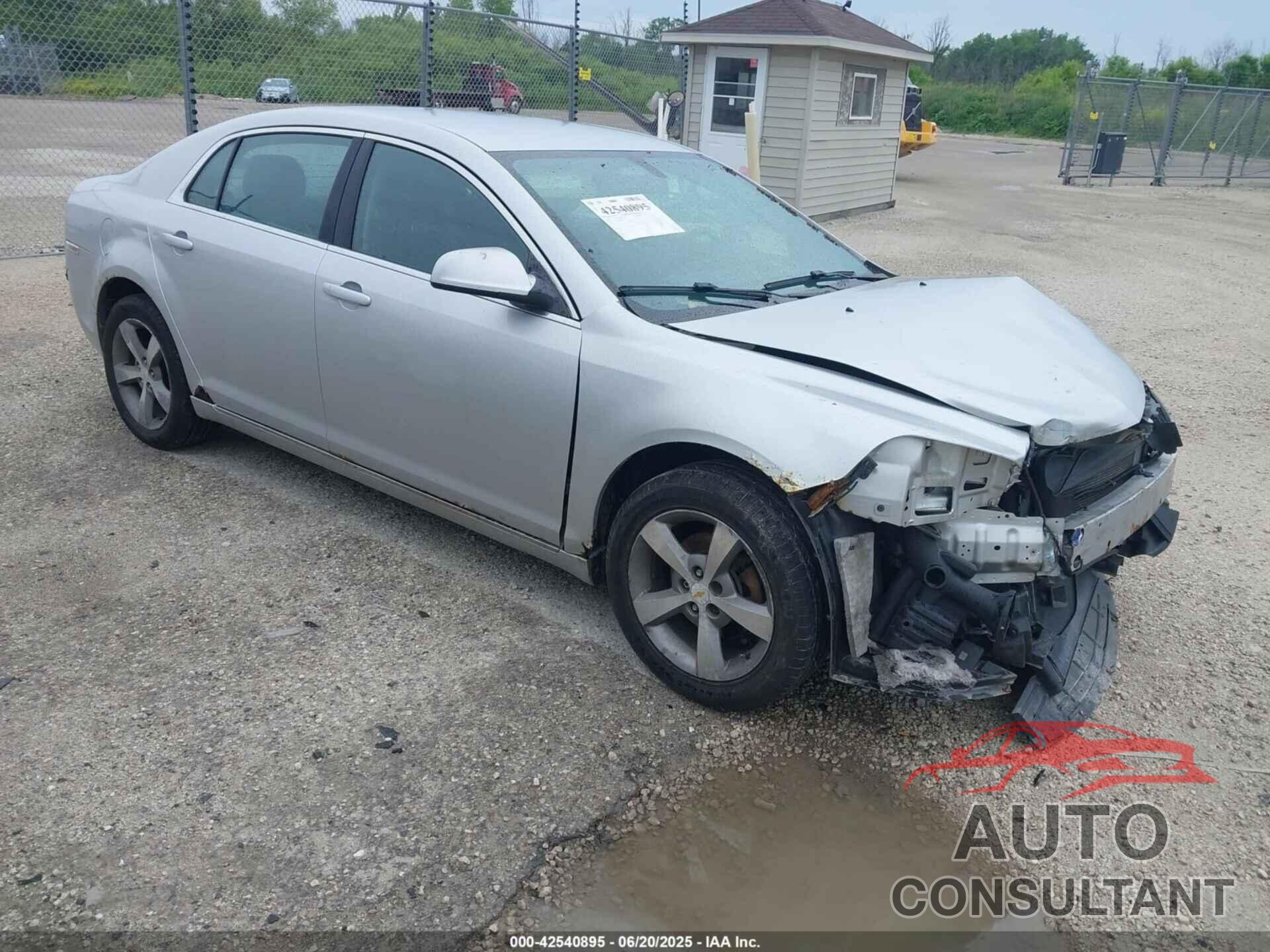 CHEVROLET MALIBU 2011 - 1G1ZC5EU0BF124107