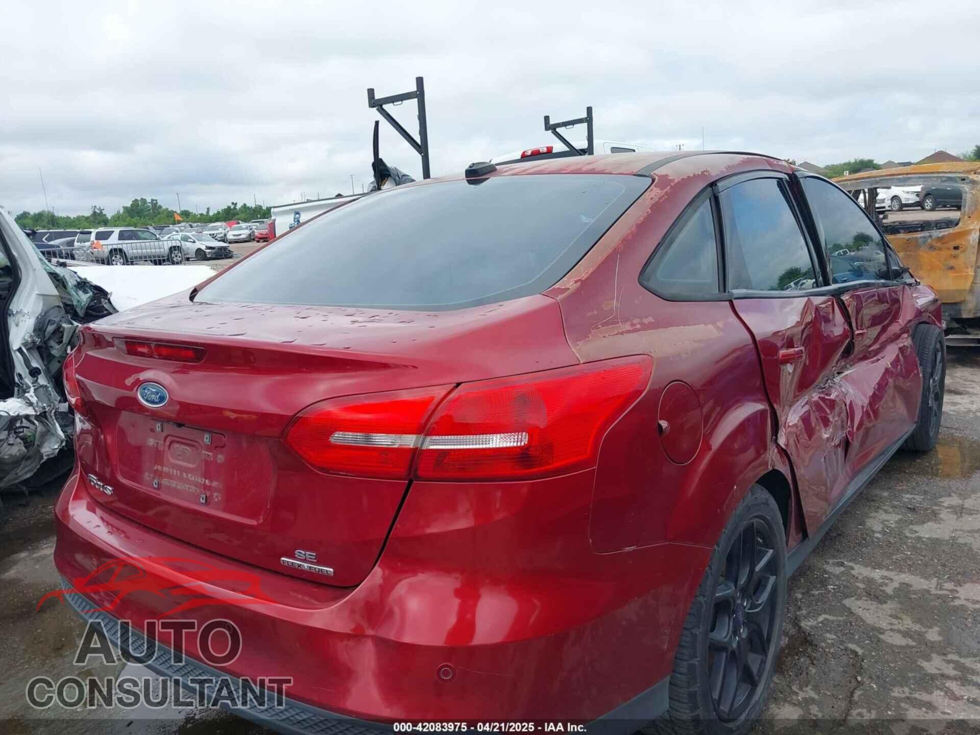 FORD FOCUS 2016 - 1FADP3F21GL252622