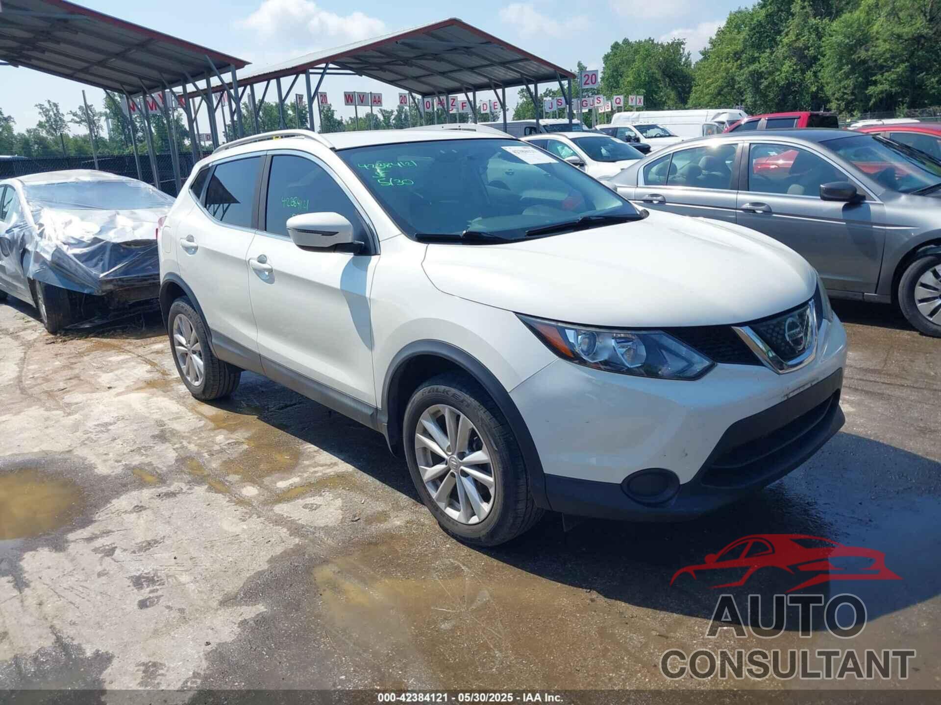 NISSAN ROGUE SPORT 2018 - JN1BJ1CR7JW268017