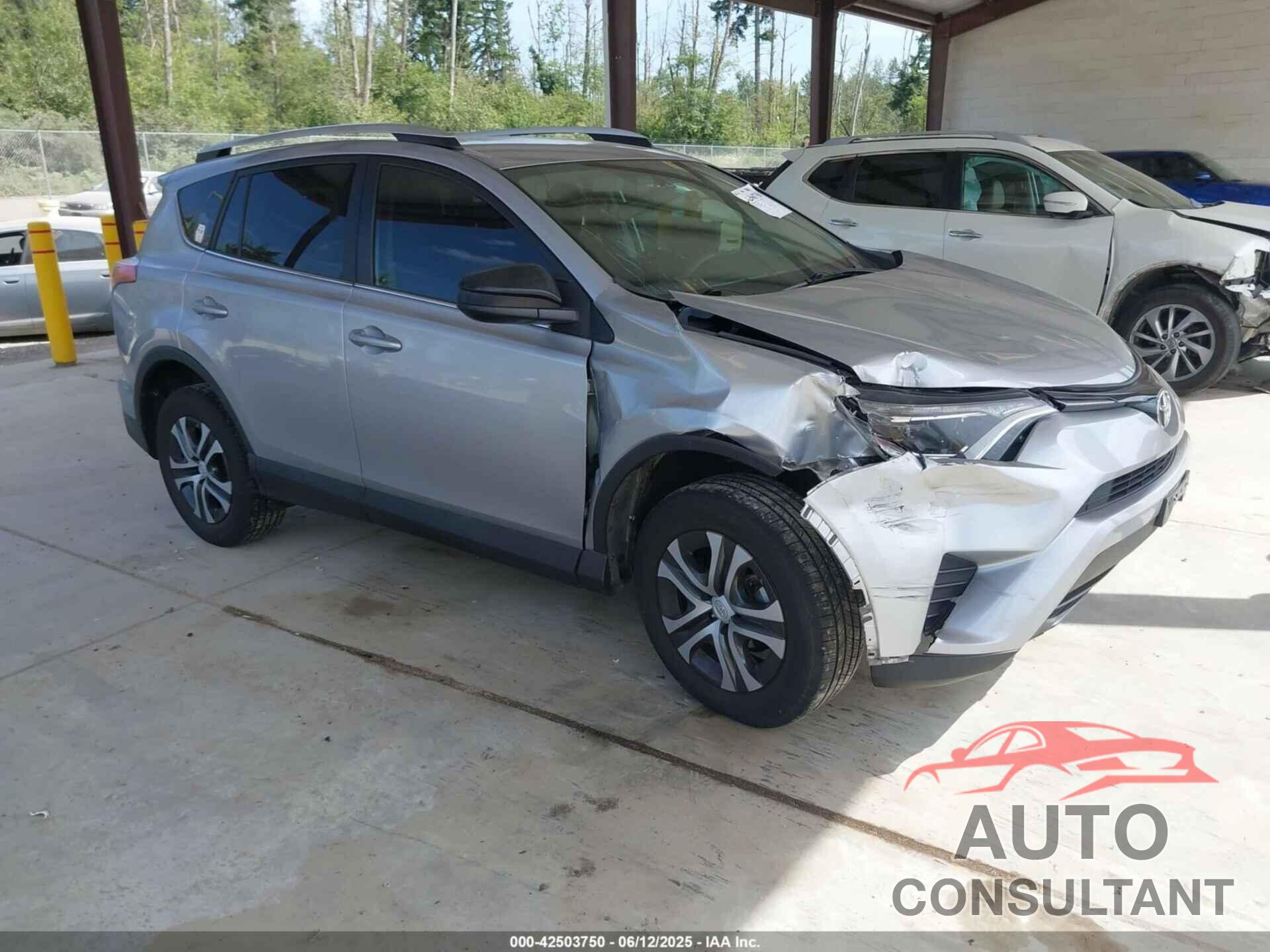 TOYOTA RAV4 2016 - 2T3BFREV6GW463170