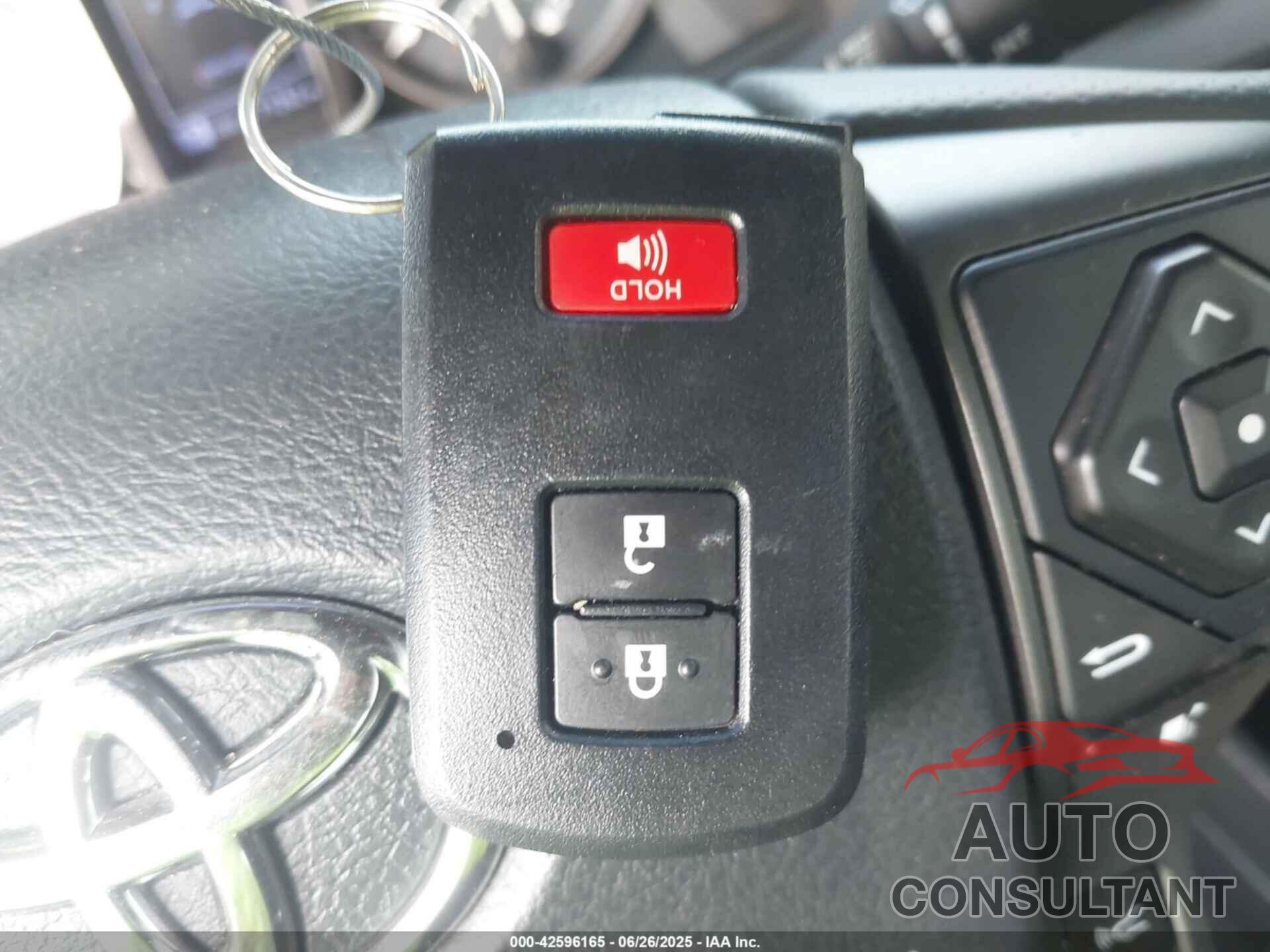 TOYOTA TACOMA 2019 - 3TMCZ5AN8KM208864