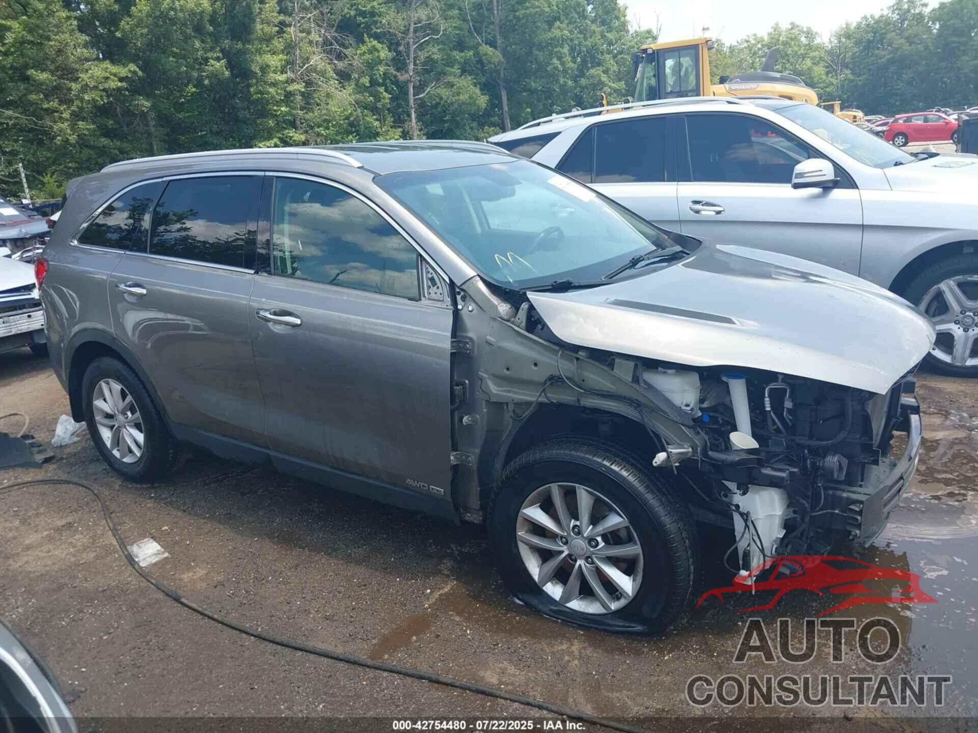 KIA SORENTO 2016 - 5XYPGDA53GG137112