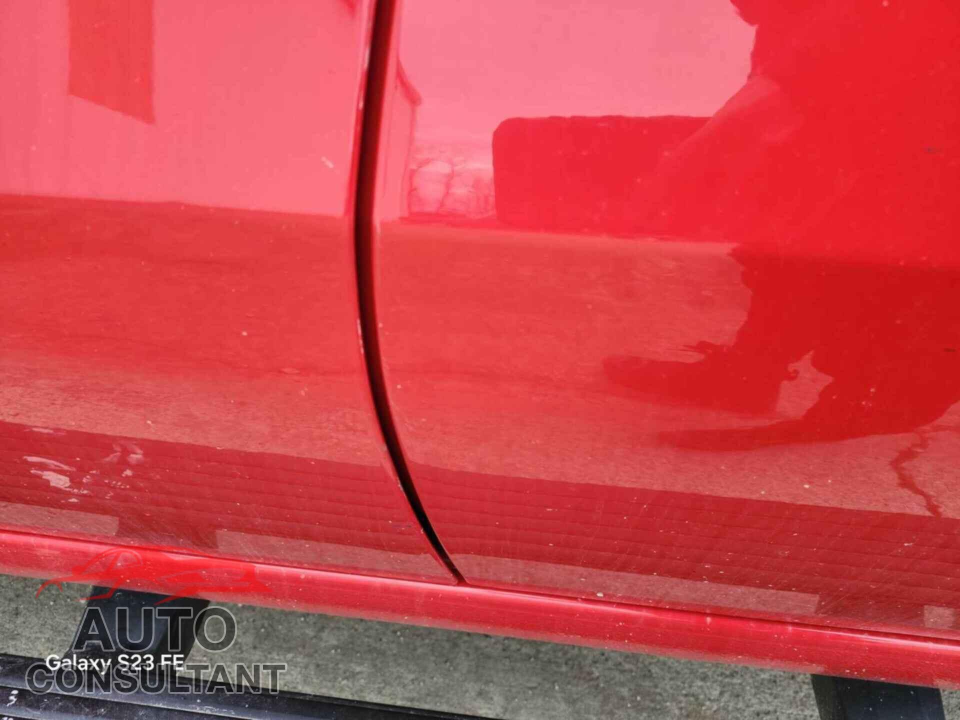 CHEVROLET SILVERADO 2019 - 1GCPYFED1KZ372984