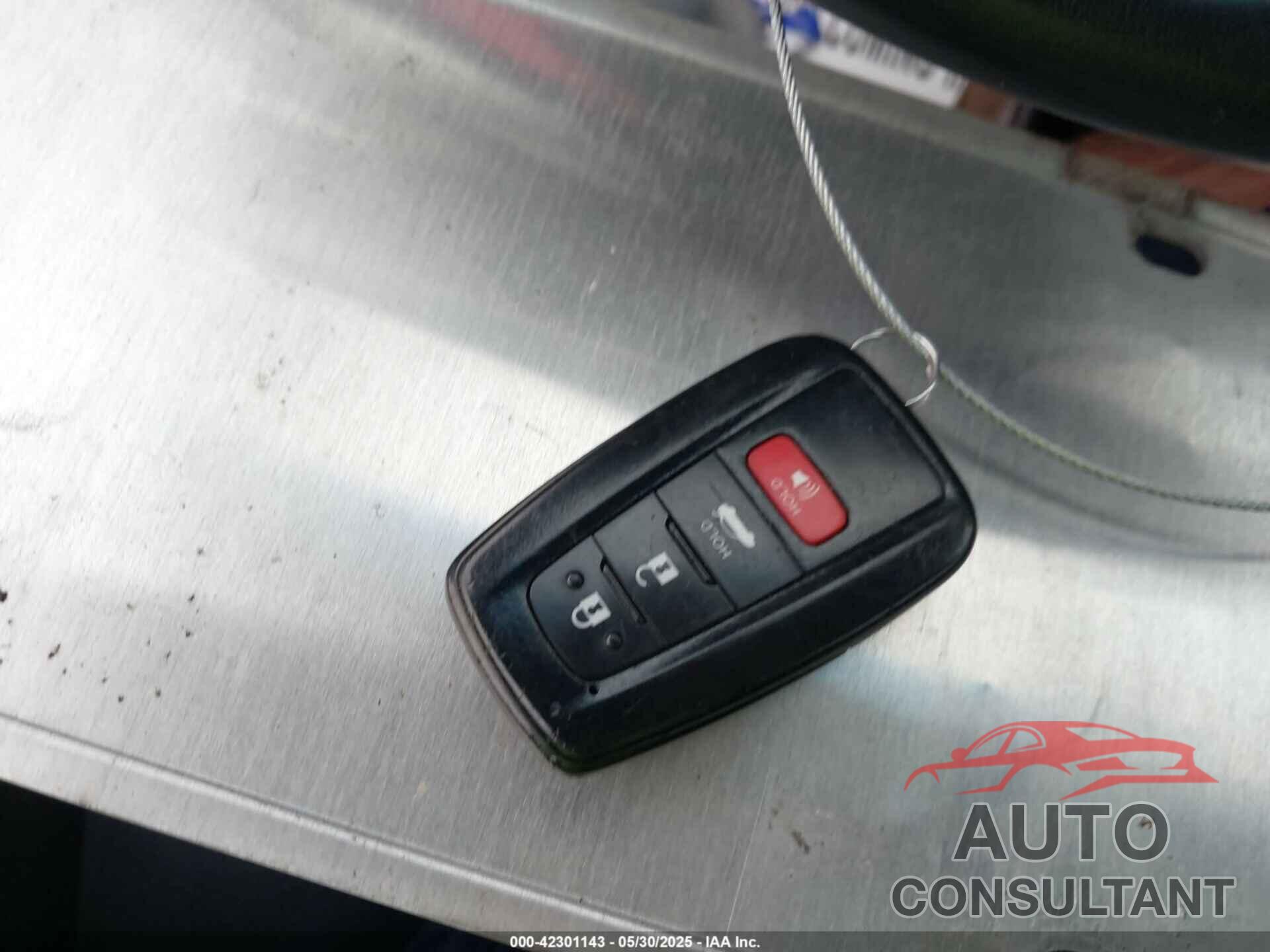 TOYOTA CAMRY HYBRID 2019 - 4T1B21HK8KU012077