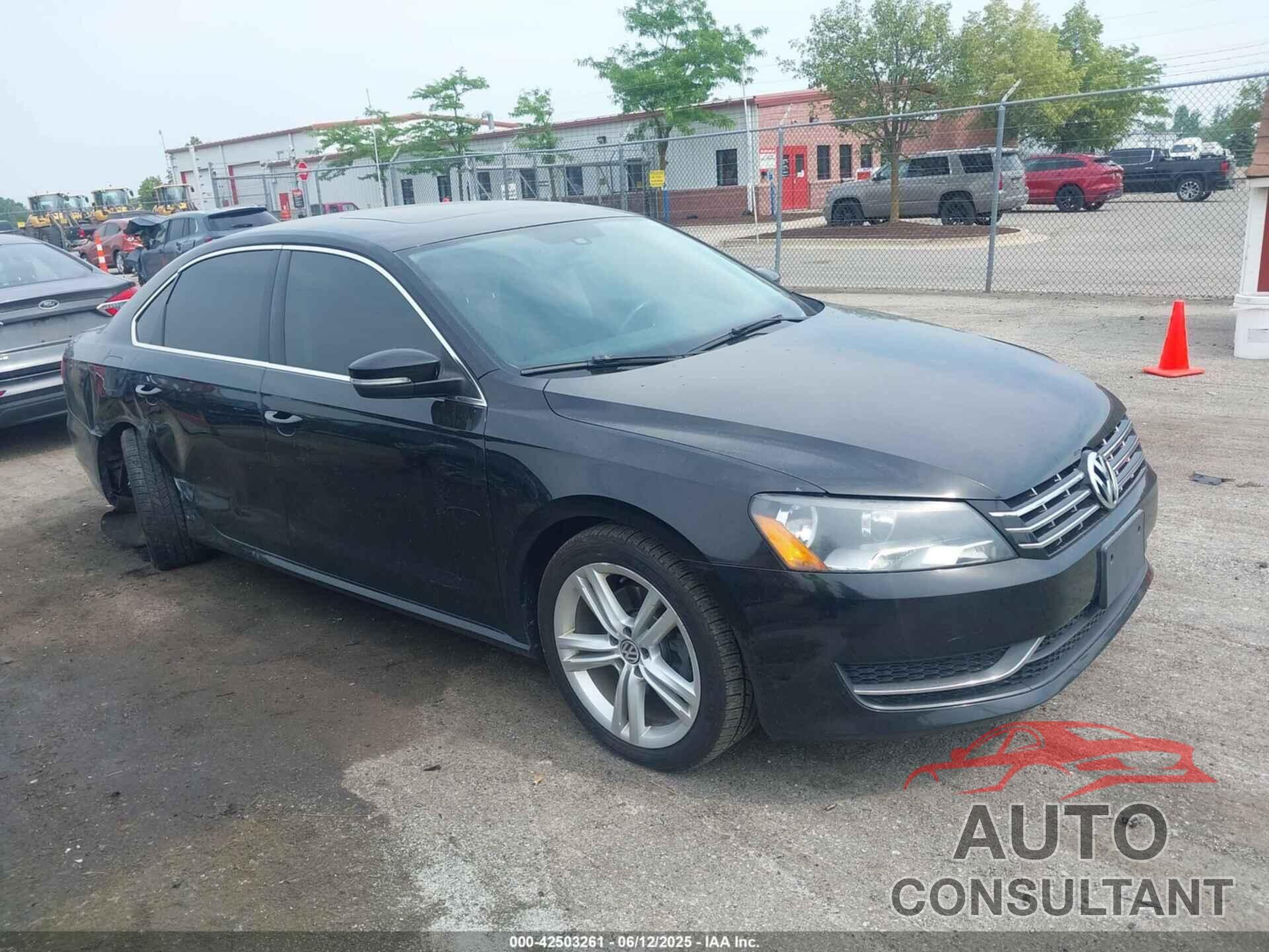 VOLKSWAGEN PASSAT 2014 - 1VWBN7A35EC082922