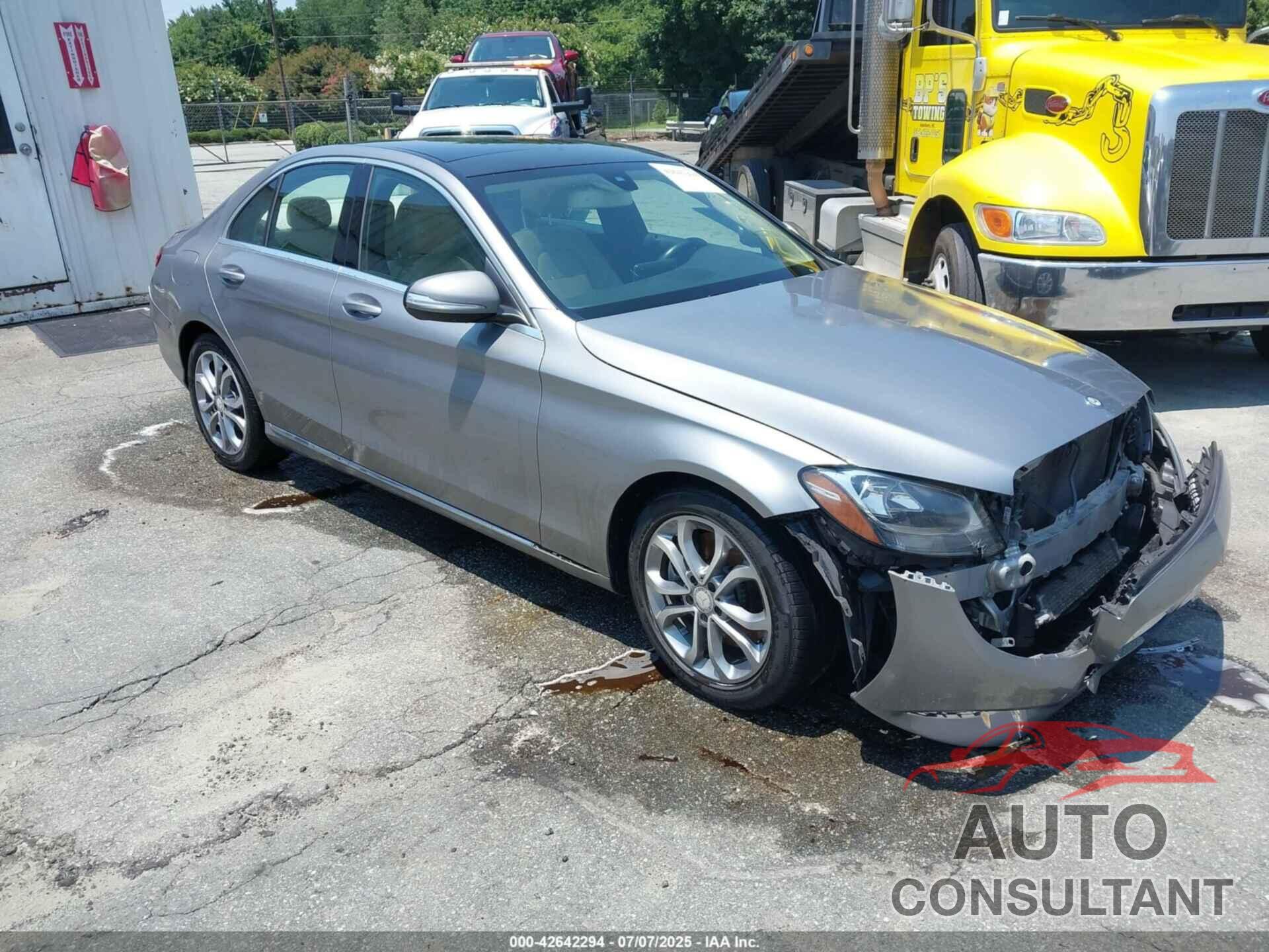 MERCEDES-BENZ C 300 2015 - 55SWF4JB0FU064967