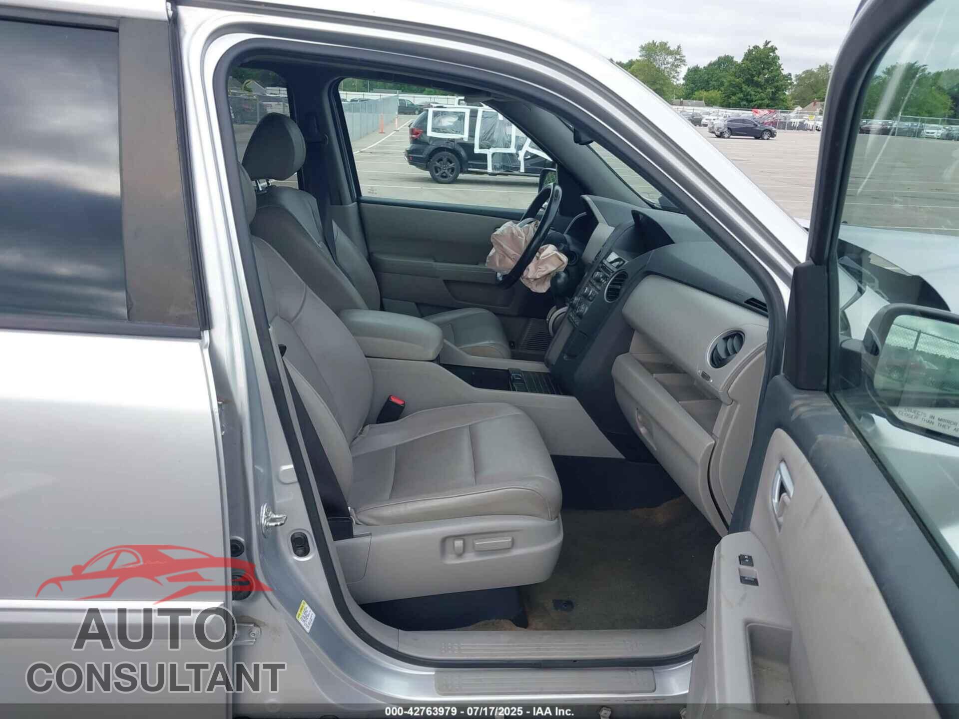 HONDA PILOT 2013 - 5FNYF4H57DB057764