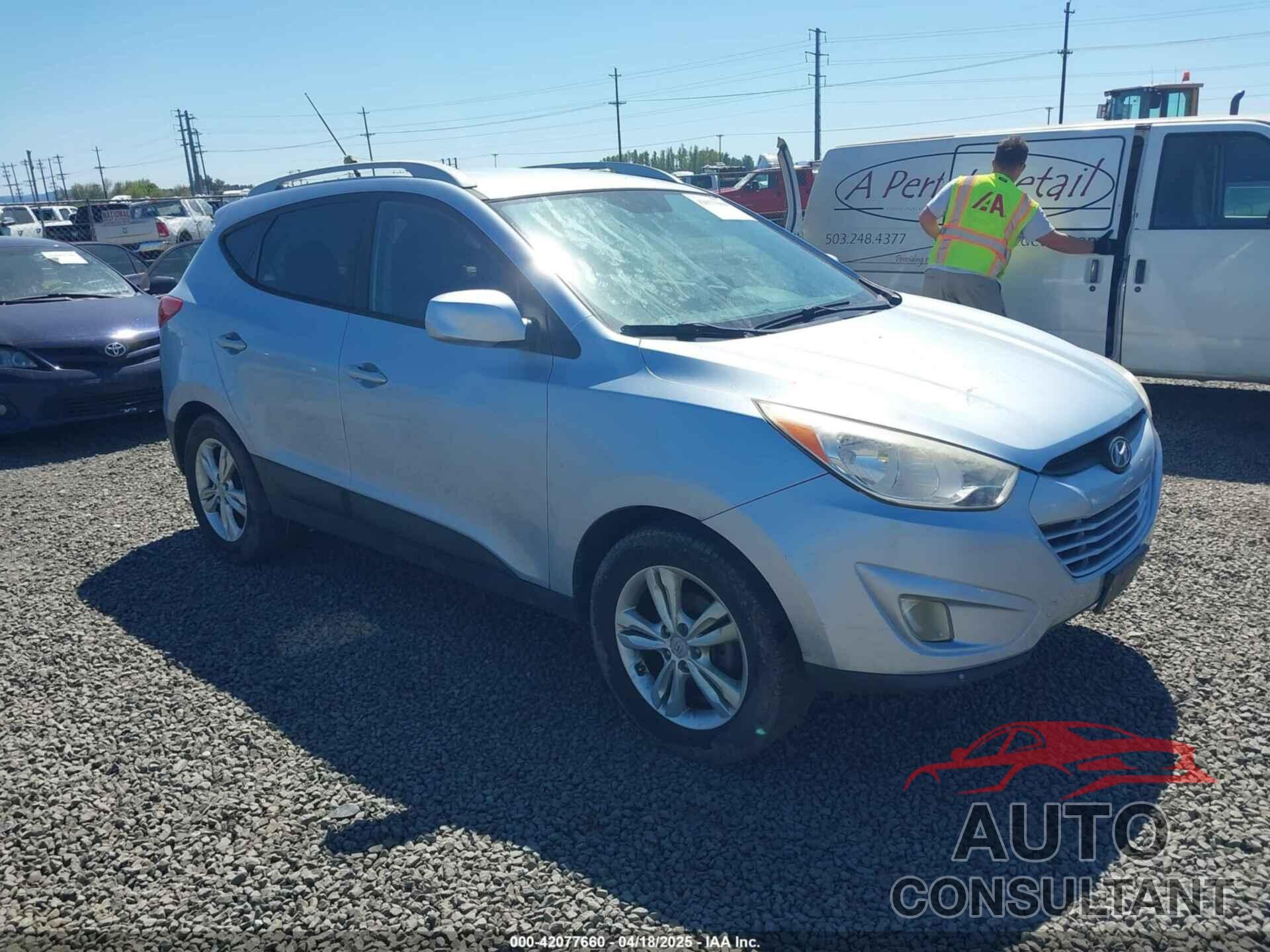 HYUNDAI TUCSON 2011 - KM8JU3ACXBU213113