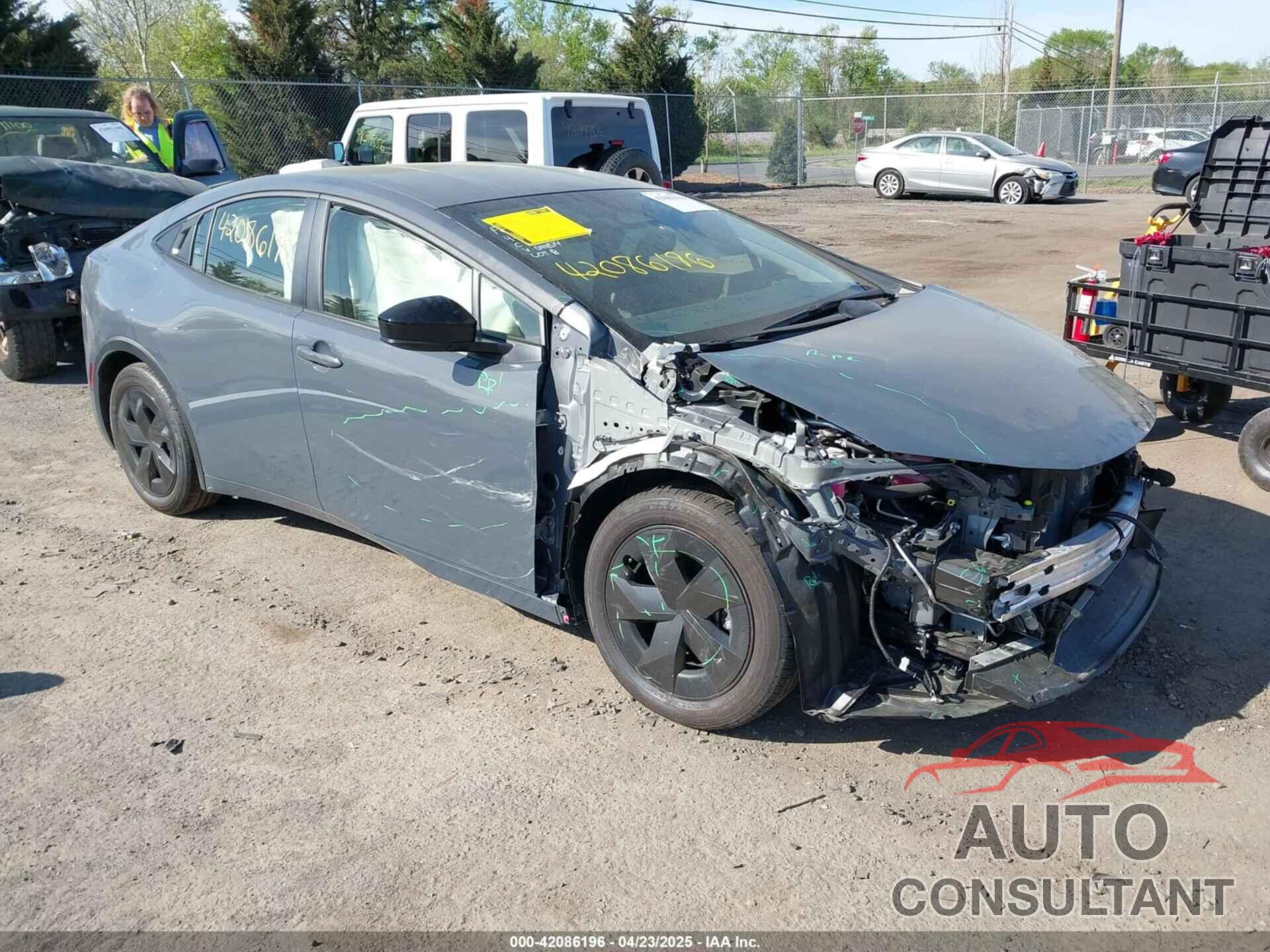 TOYOTA PRIUS 2024 - JTDACAAU9R3044514