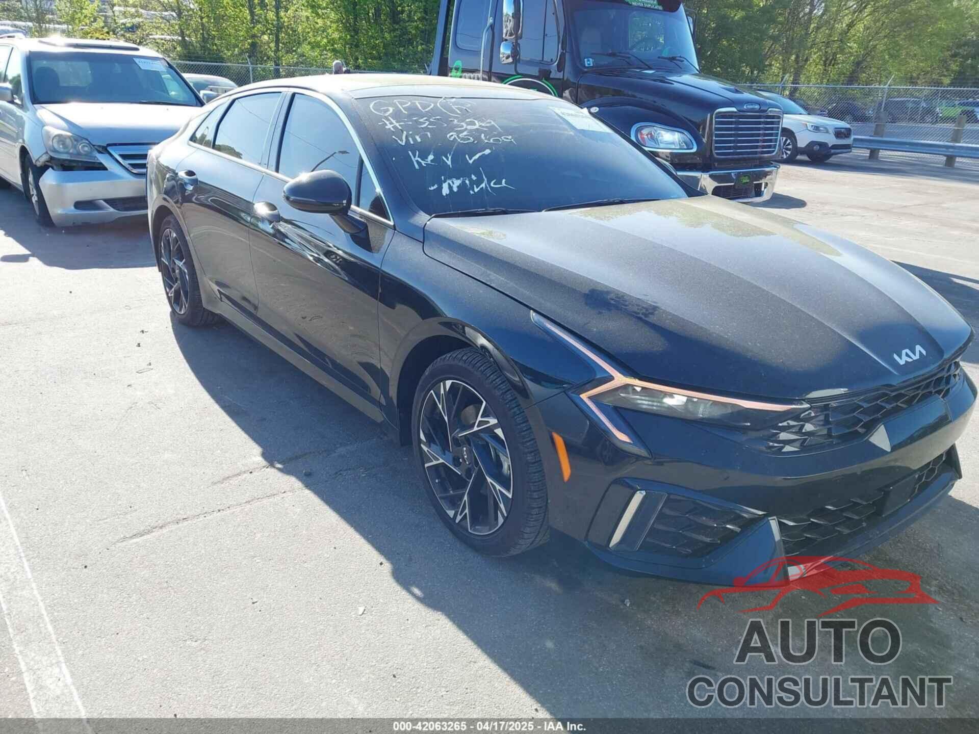 KIA K5 2025 - KNAG64J79S5299569