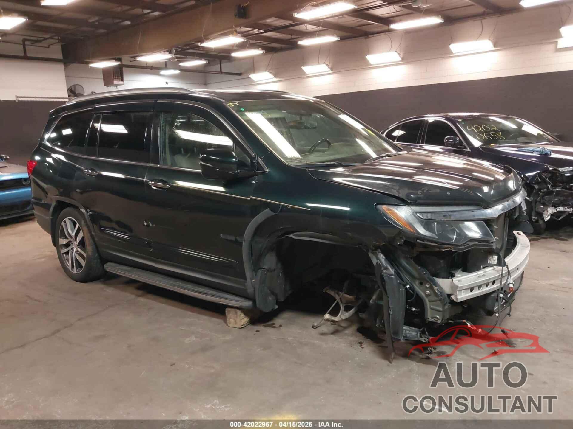 HONDA PILOT 2016 - 5FNYF6H98GB035226