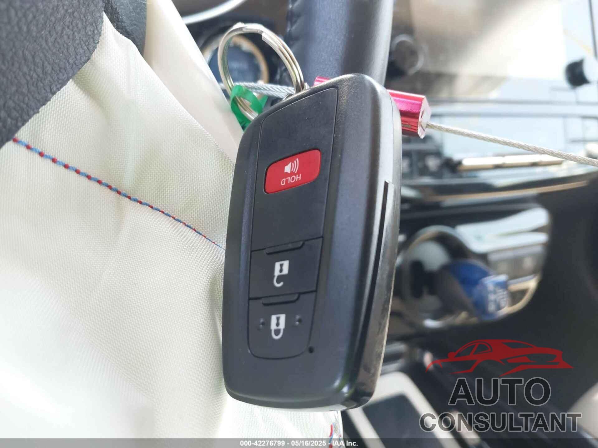 TOYOTA PRIUS 2016 - JTDKARFU3G3004797