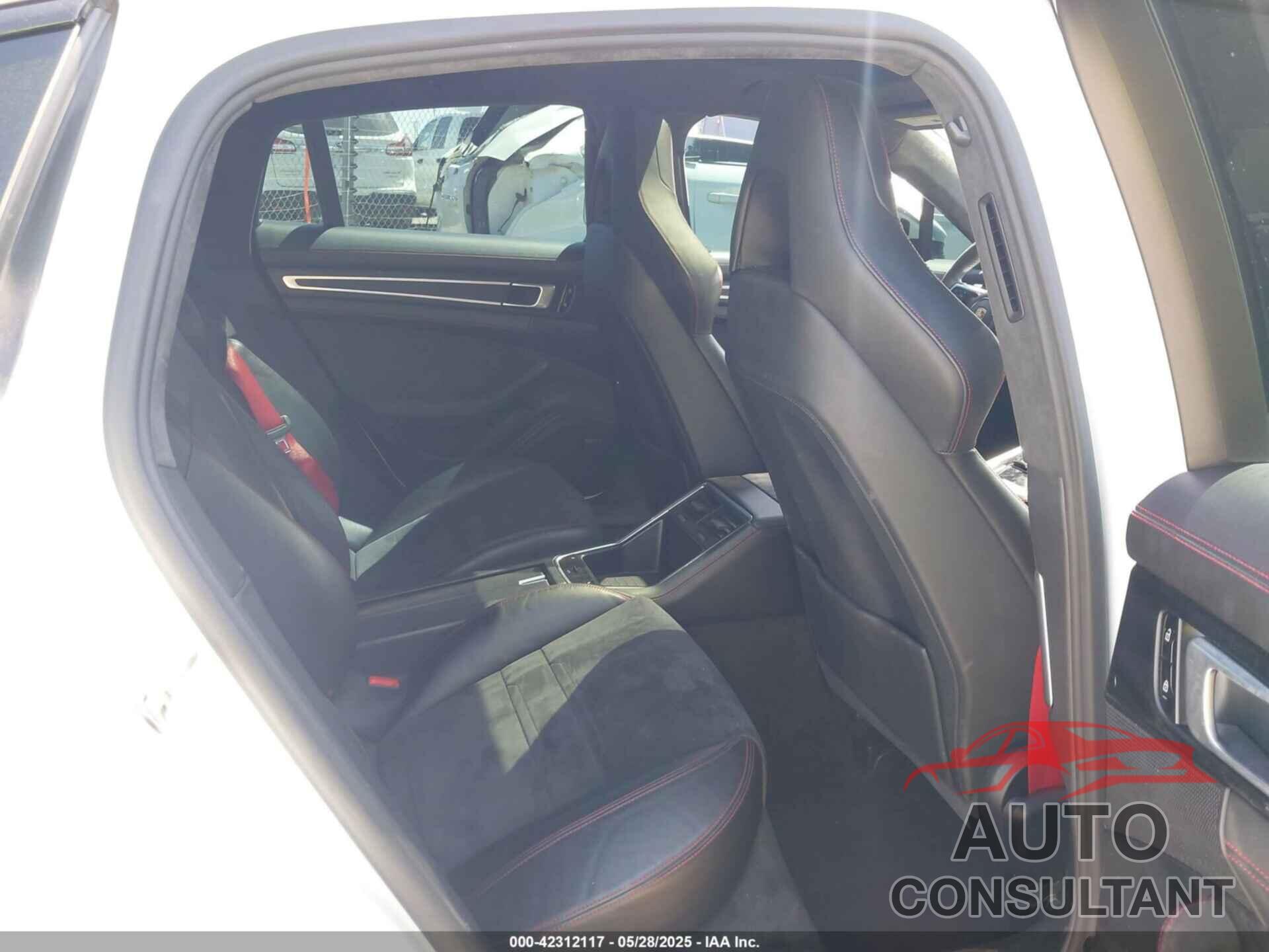PORSCHE PANAMERA 2019 - WP0AG2A74KL139332