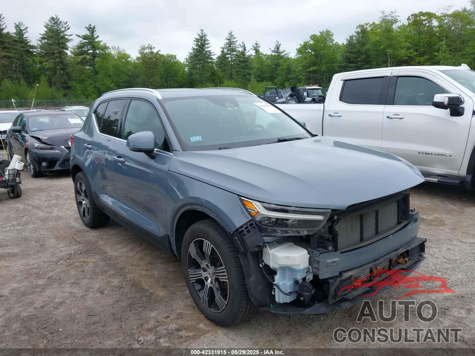 VOLVO XC40 2021 - YV4162UL2M2432602