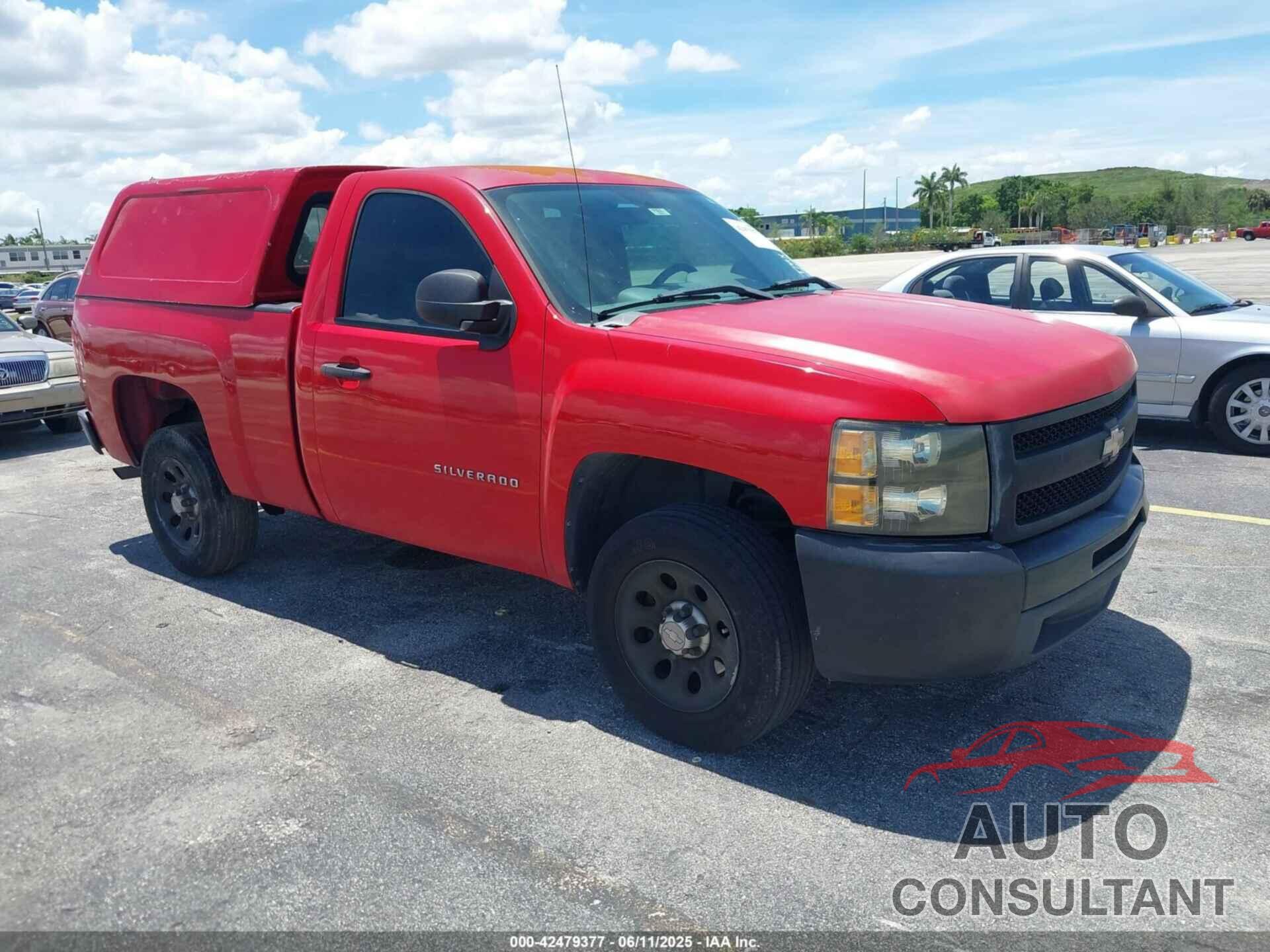 CHEVROLET SILVERADO 1500 2011 - 1GCNCPEX8BZ390890