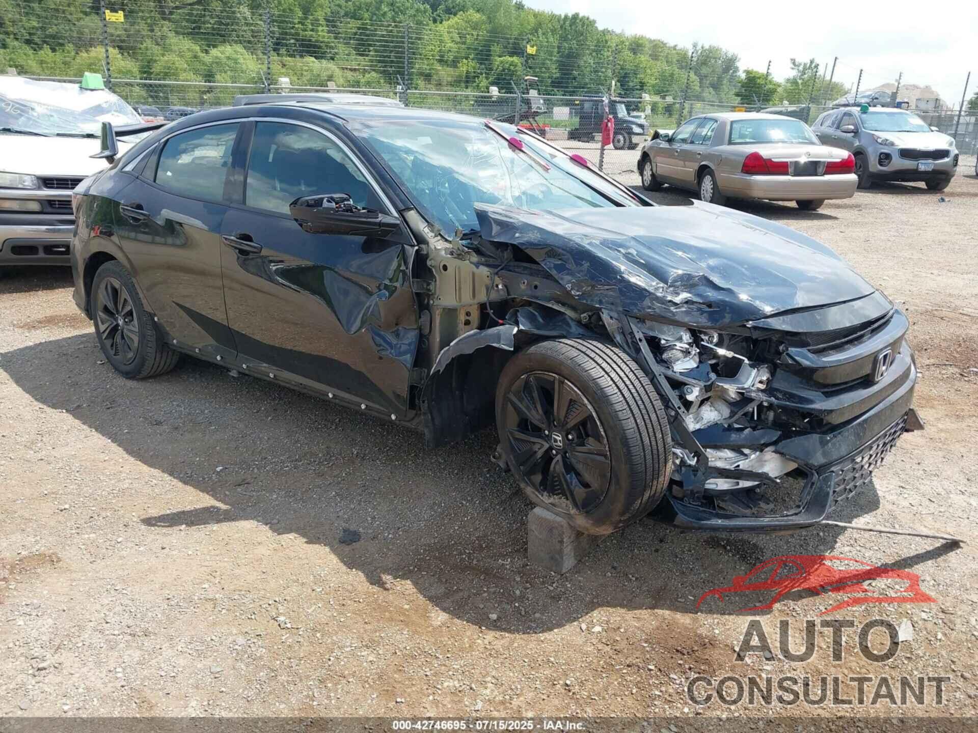 HONDA CIVIC 2019 - SHHFK7H60KU411665