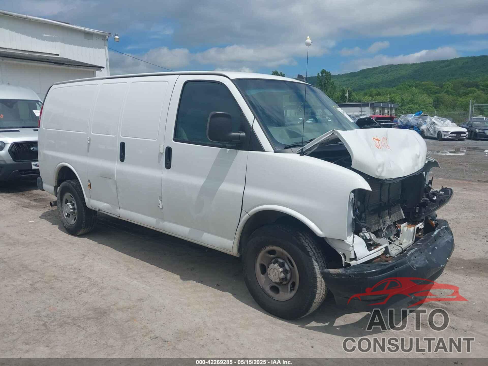 CHEVROLET EXPRESS 2500 2018 - 1GCWGAFG3J1238260
