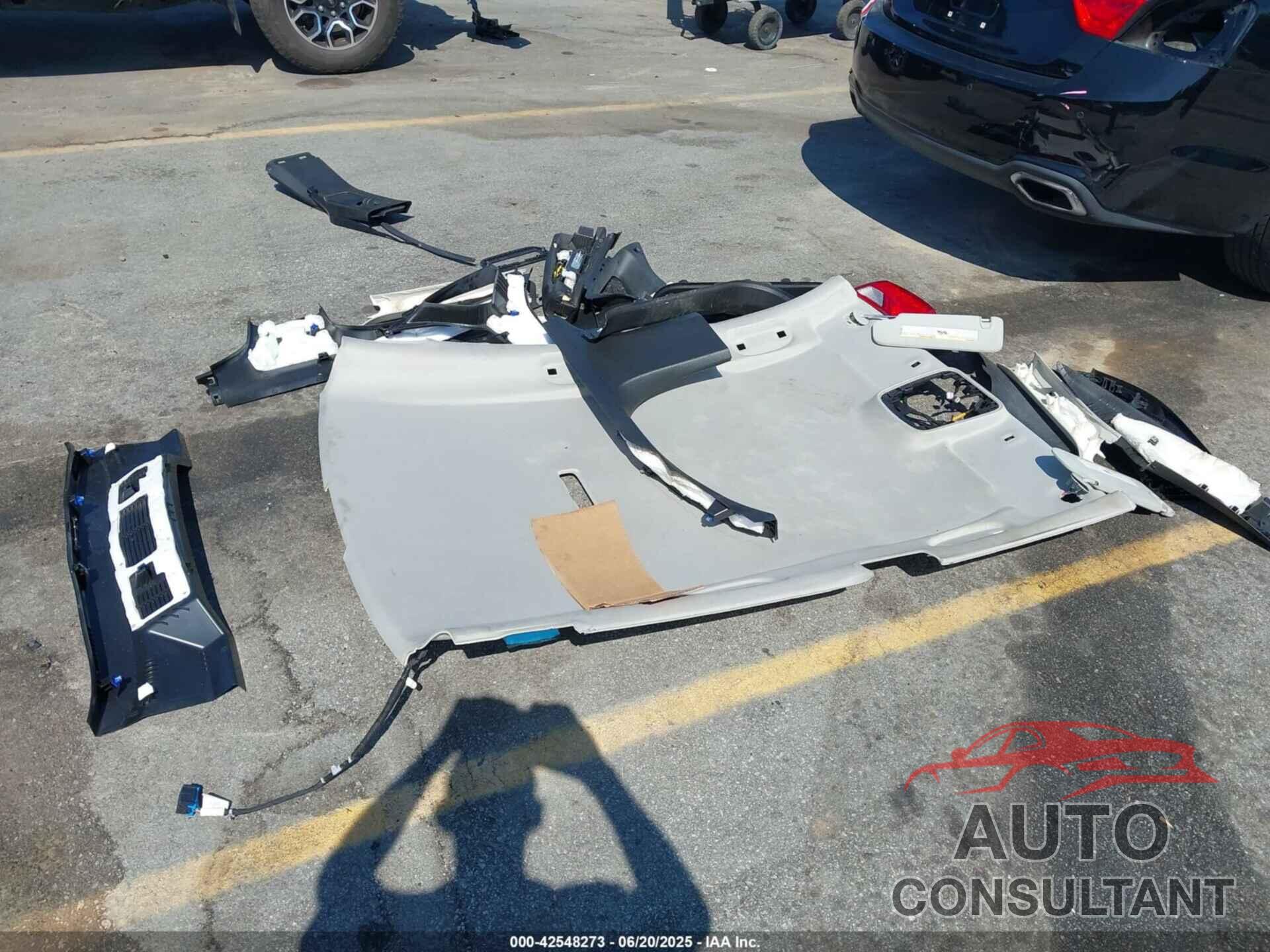 CHEVROLET IMPALA 2020 - 2G1105S37L9101094