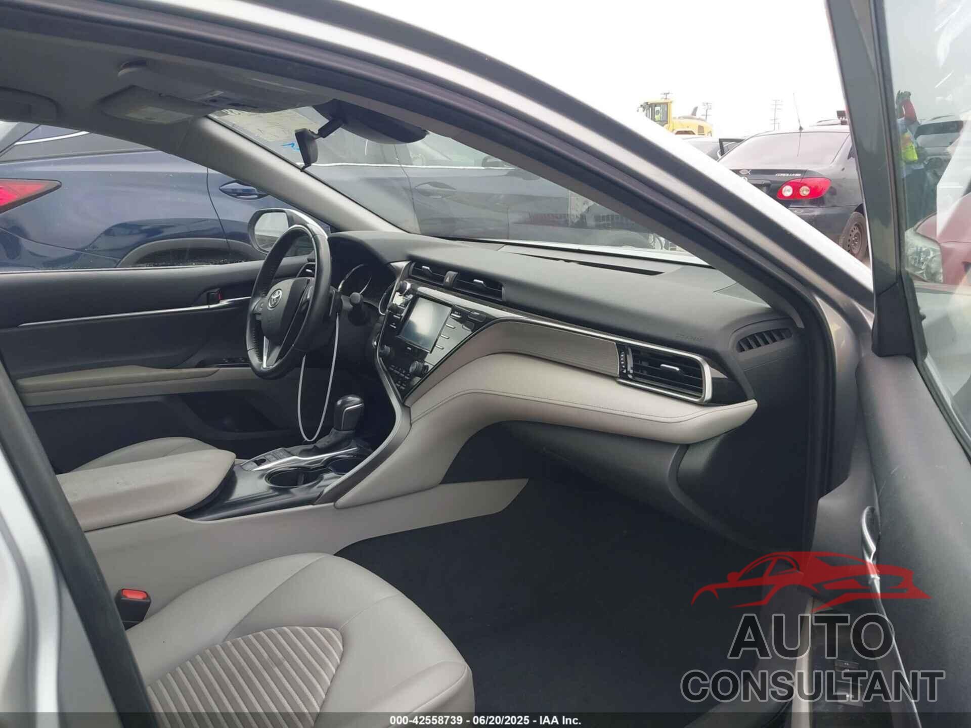 TOYOTA CAMRY 2020 - 4T1G31AK2LU536811