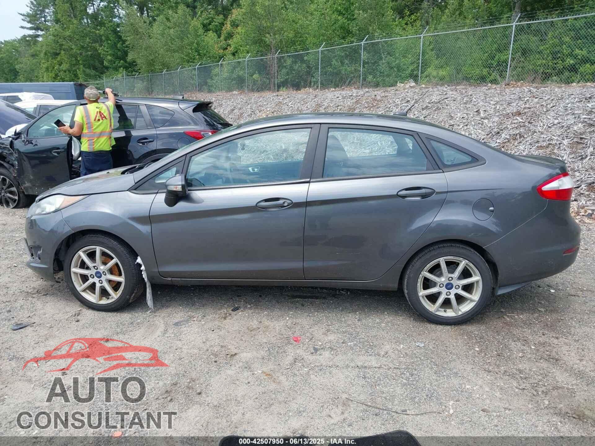 FORD FIESTA 2015 - 3FADP4BJ7FM196637