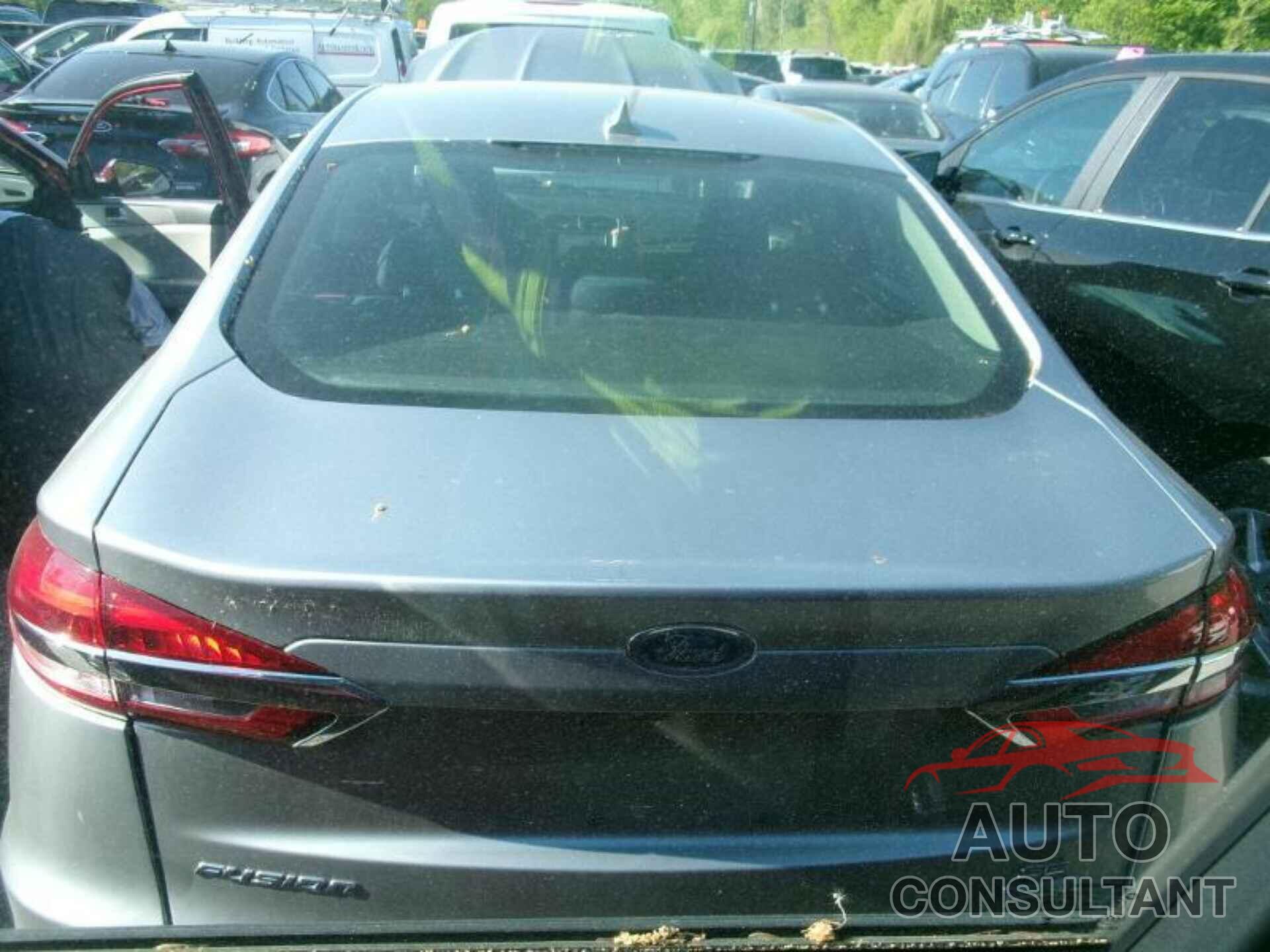 FORD FUSION 2020 - 3FA6P0HD5LR104944