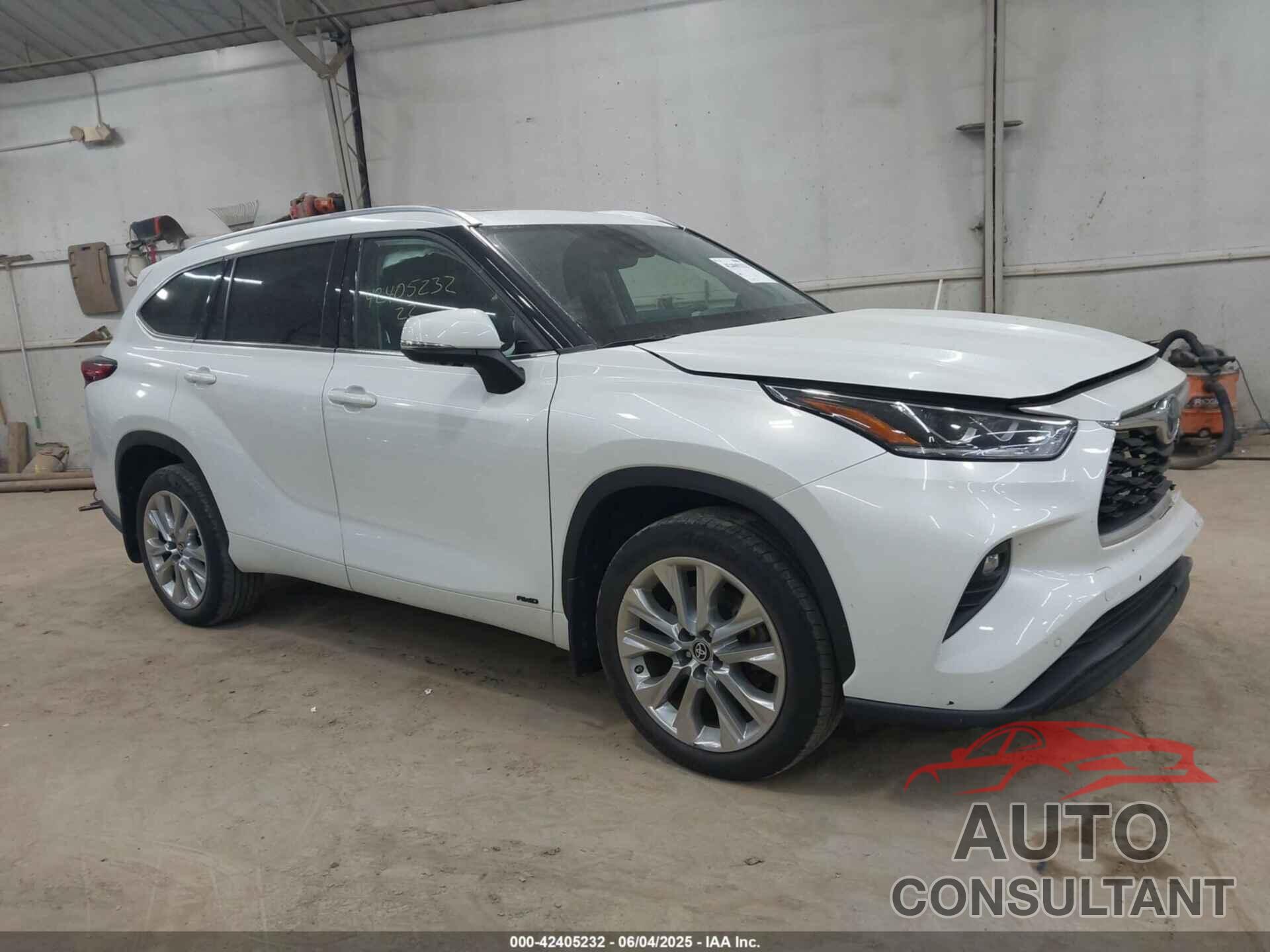 TOYOTA HIGHLANDER 2022 - 5TDXBRCH3NS552613