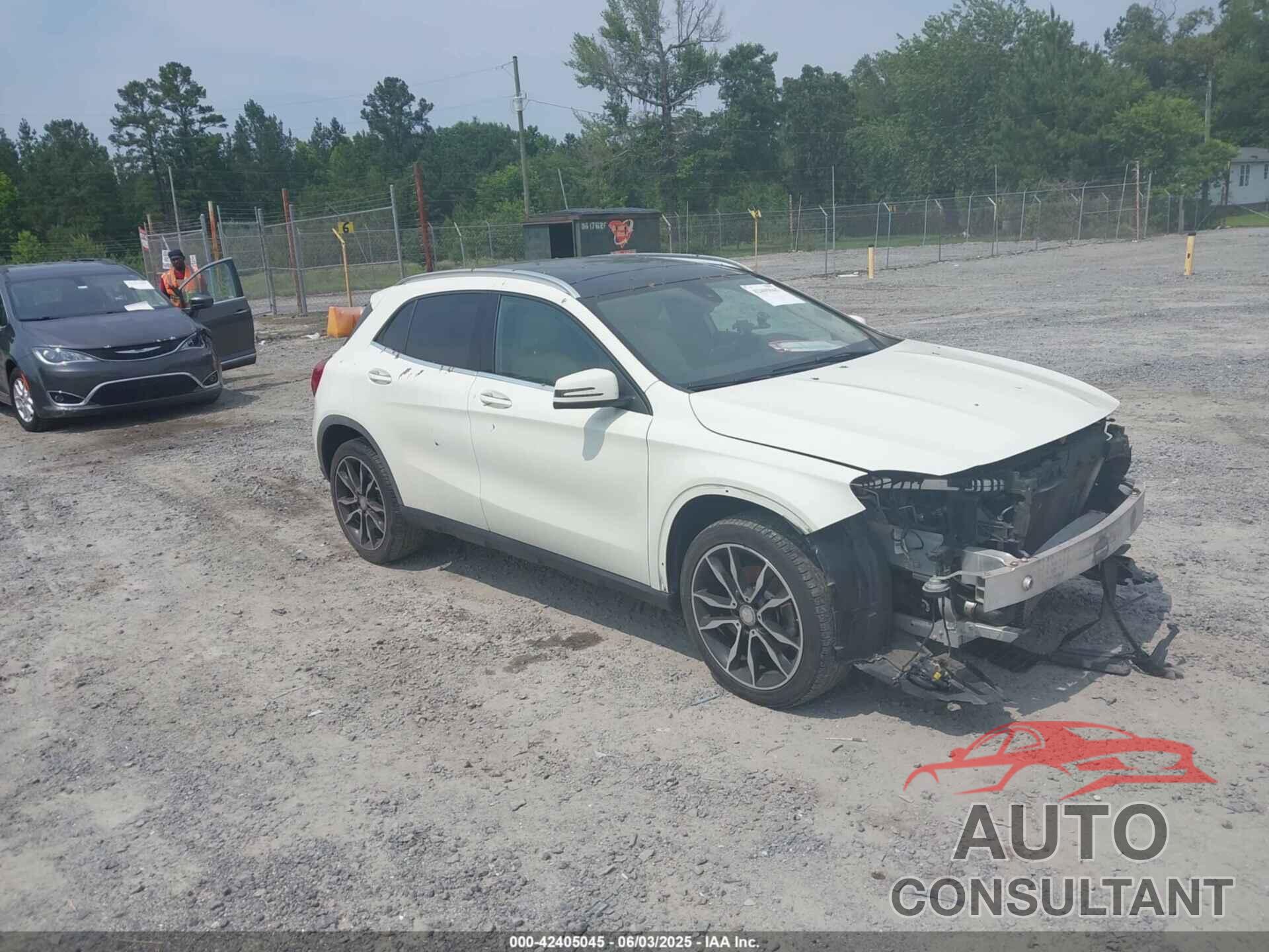 MERCEDES-BENZ GLA 250 2017 - WDCTG4GB2HJ291981
