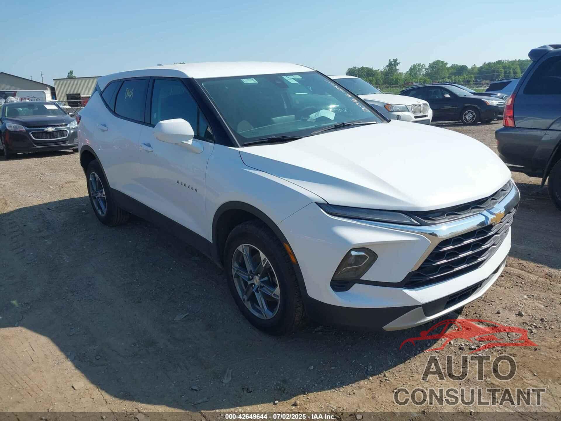 CHEVROLET BLAZER 2023 - 3GNKBCR41PS232255