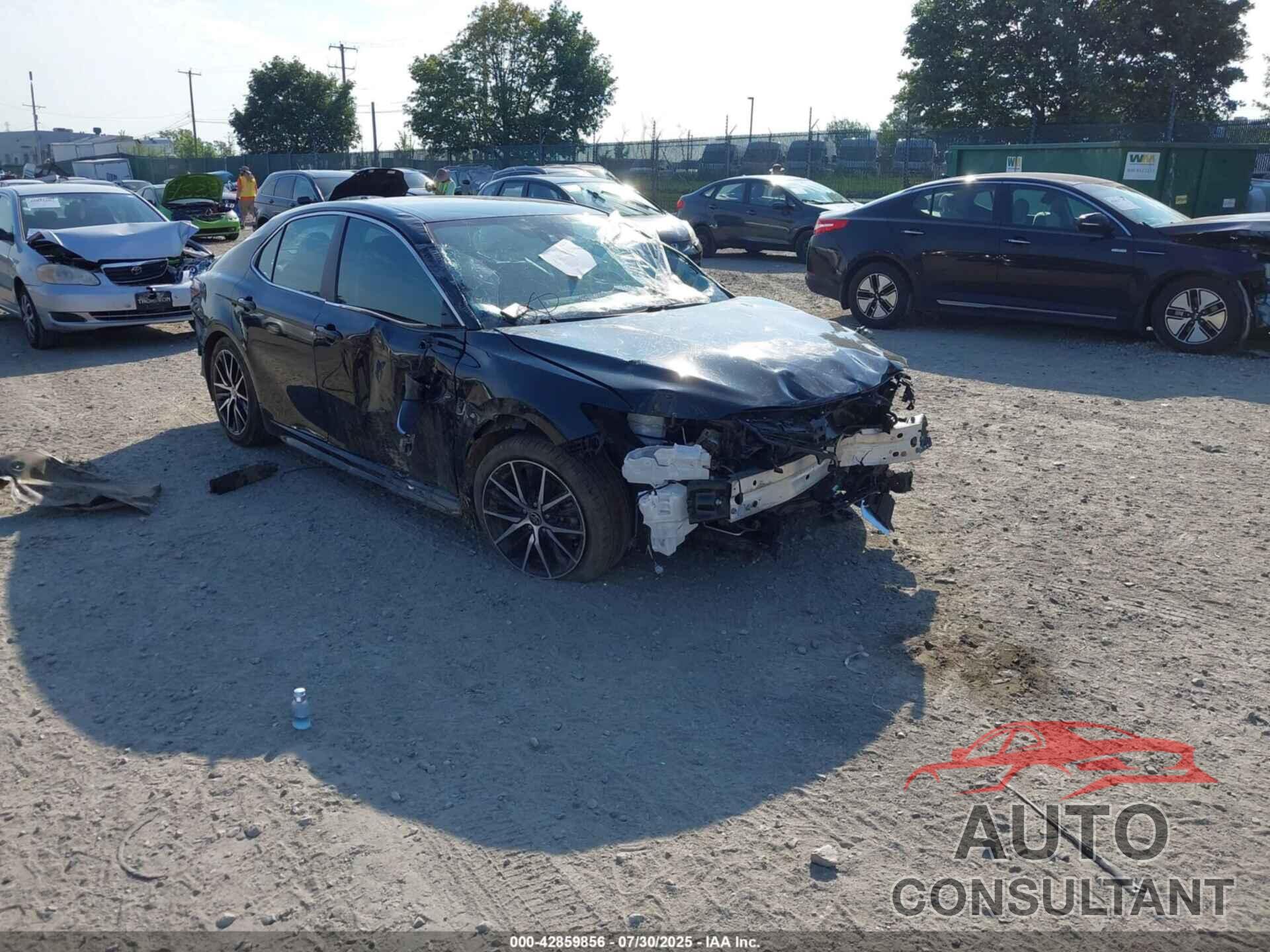 TOYOTA CAMRY 2022 - 4T1G11AK6NU676434