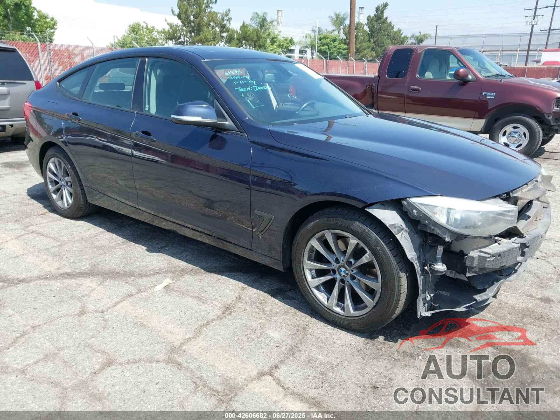 BMW 328I GRAN TURISMO 2014 - WBA3X5C50ED557470