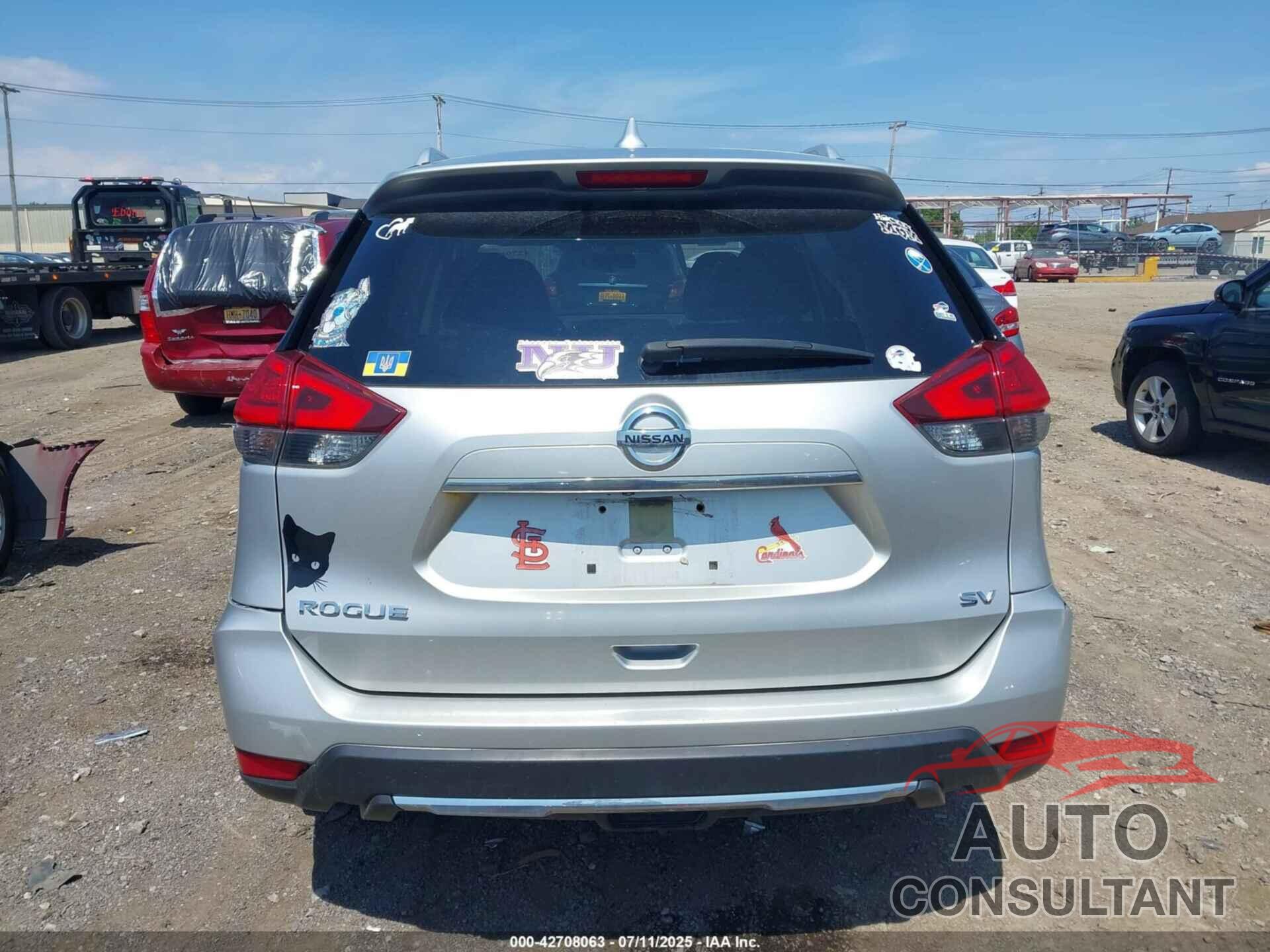 NISSAN ROGUE 2017 - JN8AT2MT4HW391811