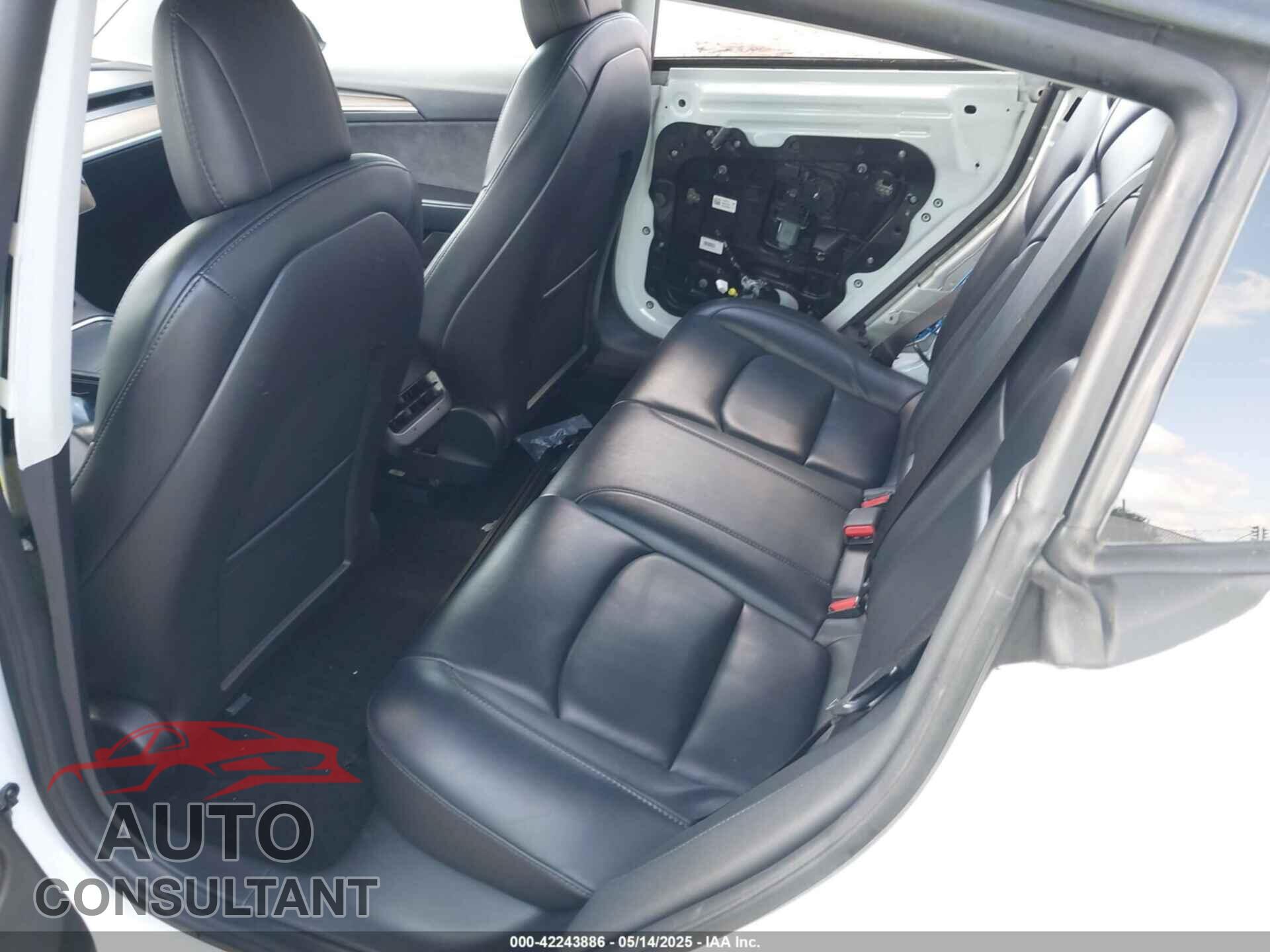 TESLA MODEL 3 2022 - 5YJ3E1EA2NF148570